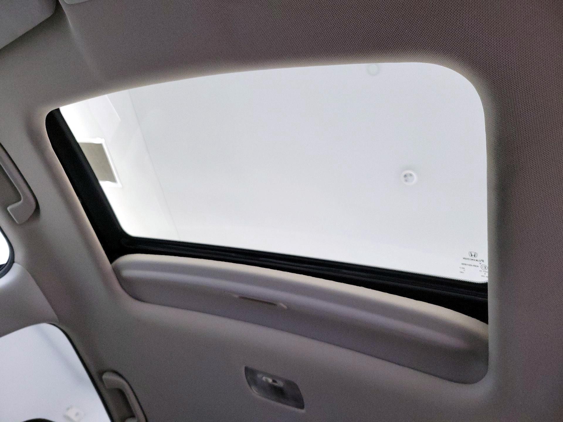 Thumbnail: 2015 Honda CR-V - 19