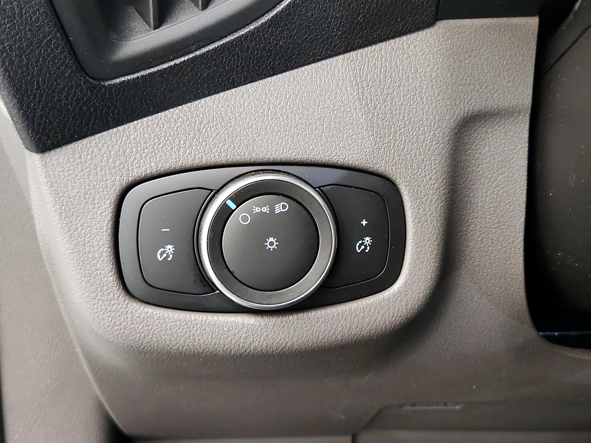 Thumbnail: 2019 Ford Transit Series - 13