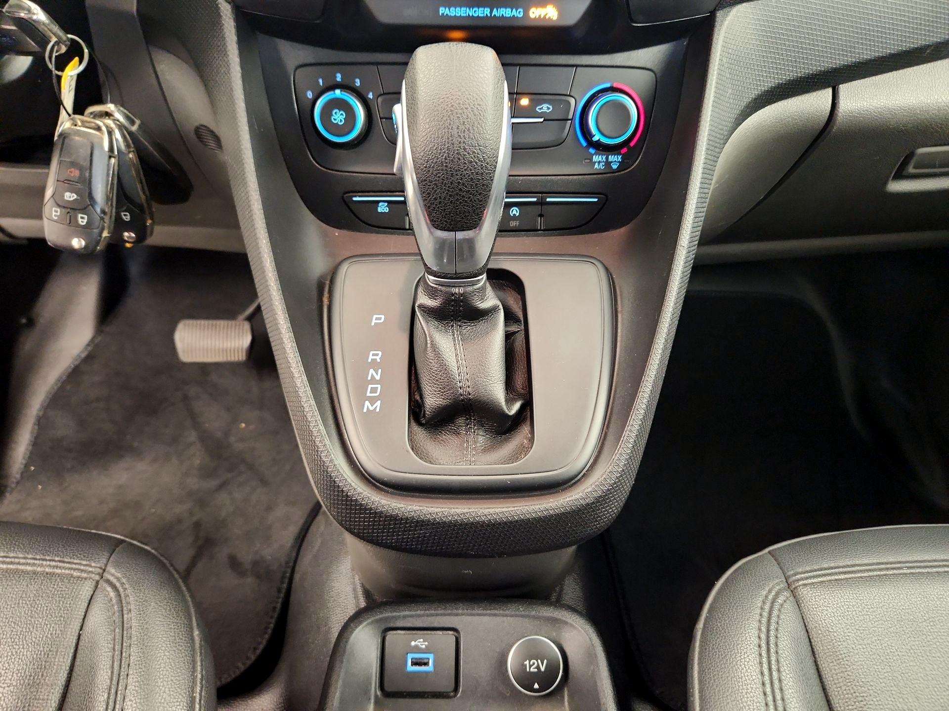 Thumbnail: 2019 Ford Transit Series - 17