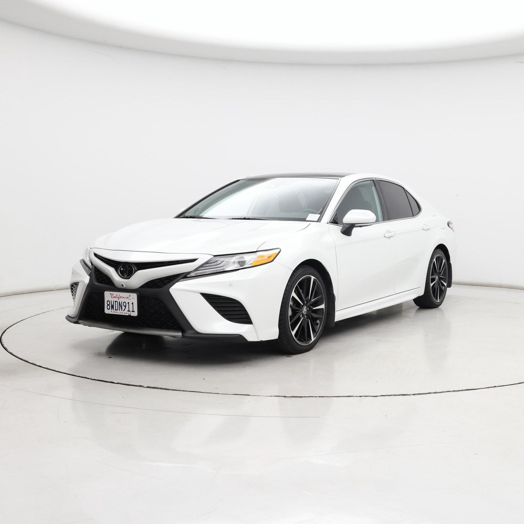 Thumbnail: 2020 Toyota Camry - 4