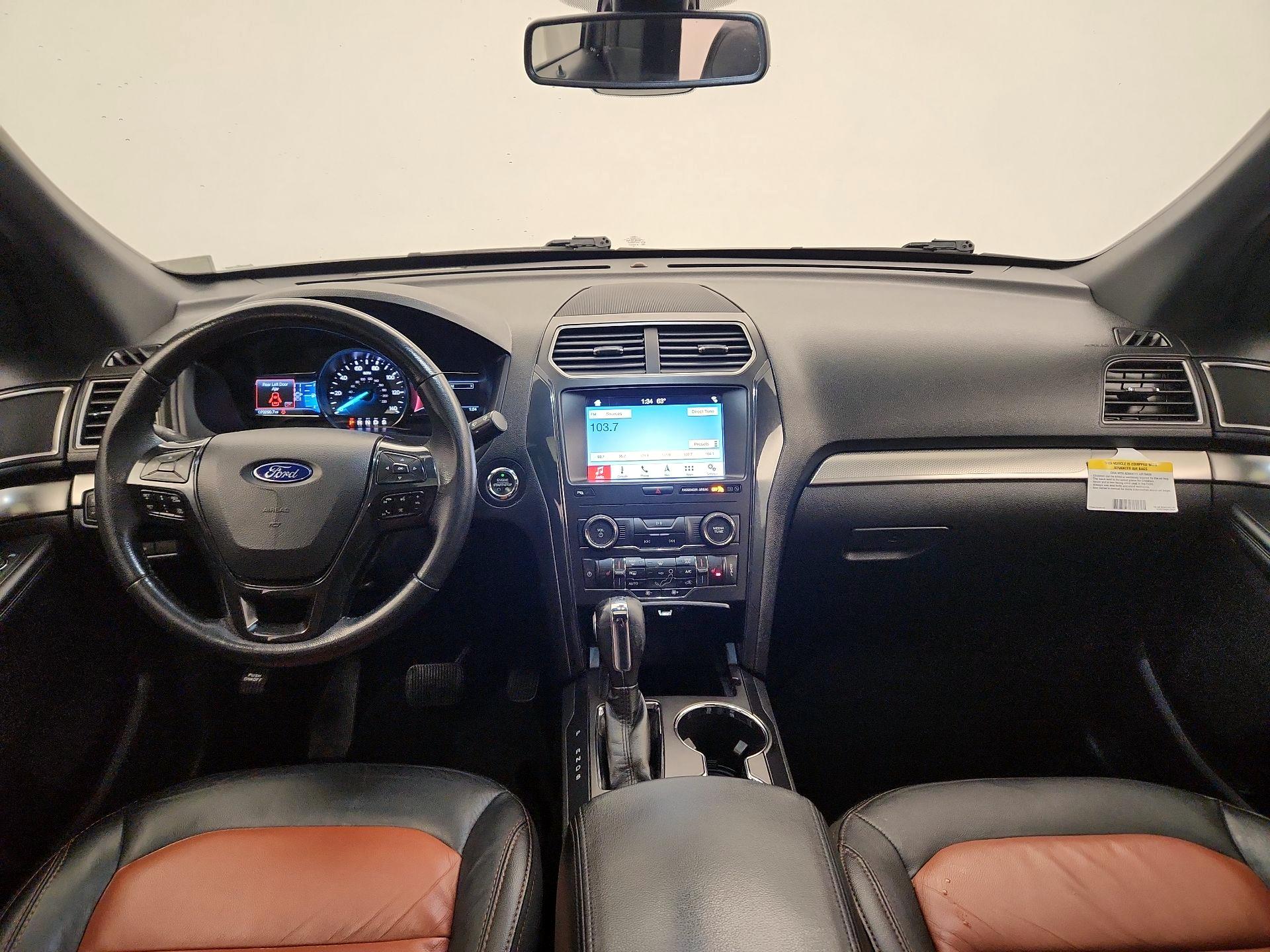 Thumbnail: 2019 Ford Explorer - 9