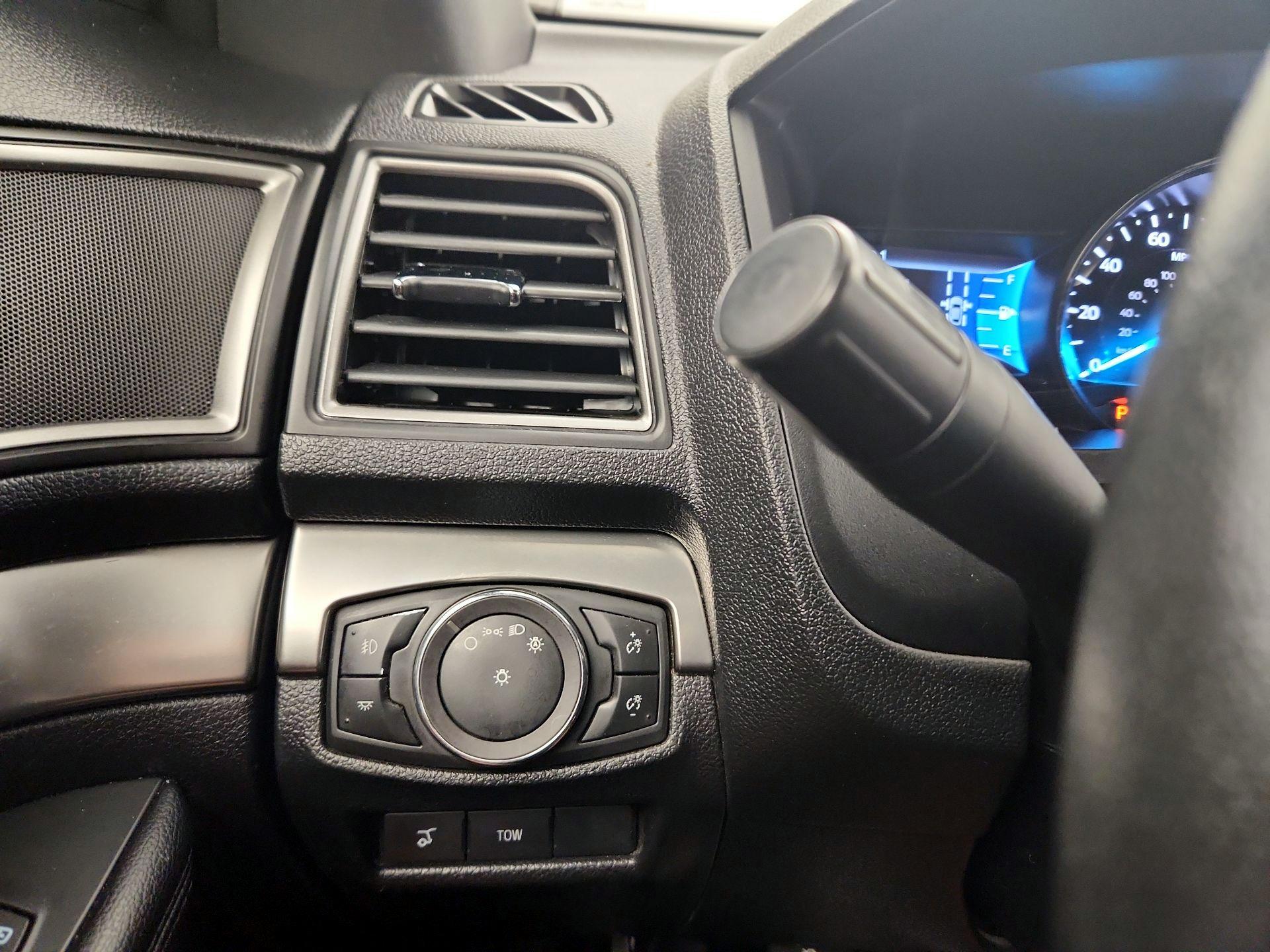 Thumbnail: 2019 Ford Explorer - 13