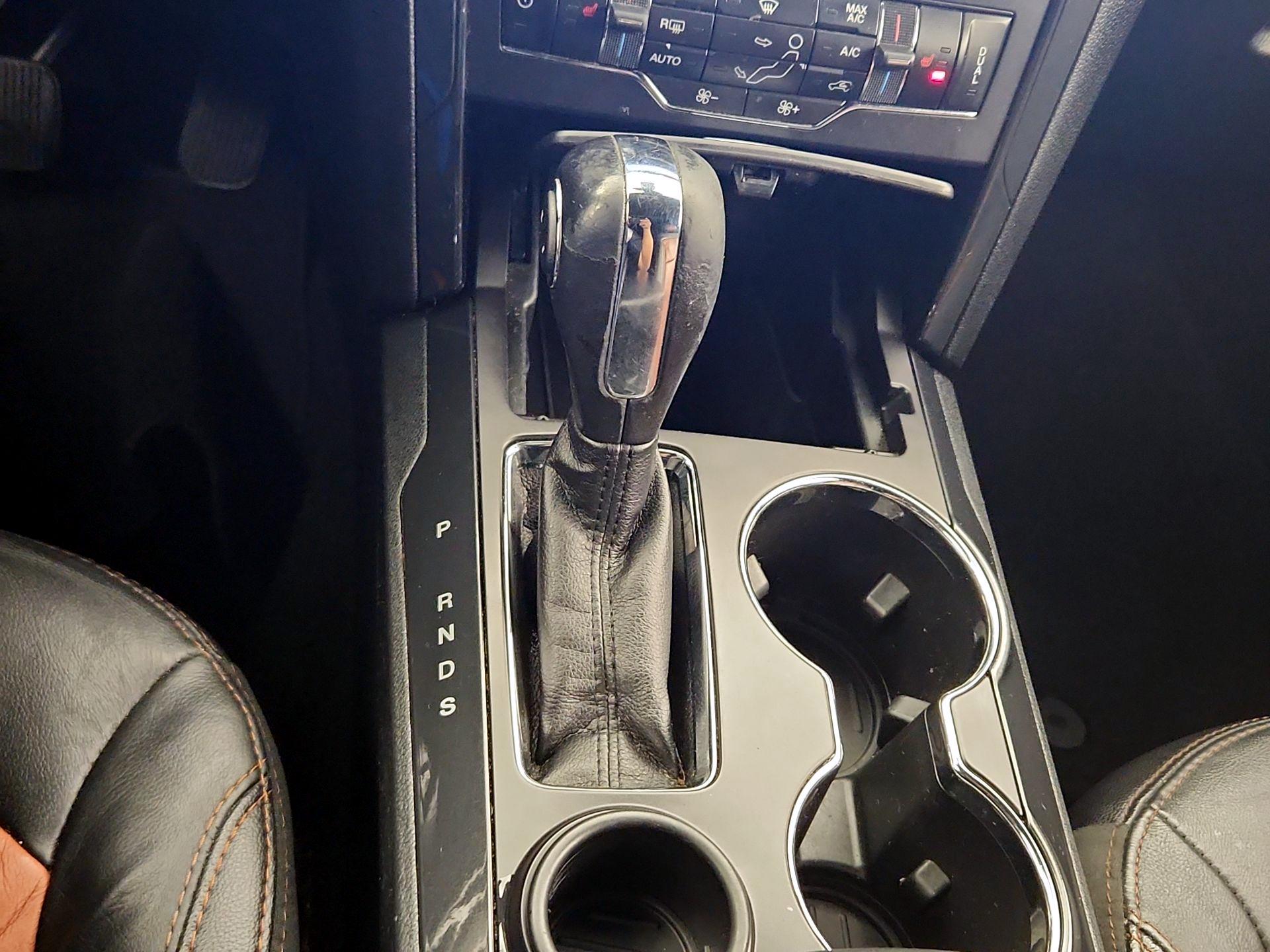 Thumbnail: 2019 Ford Explorer - 17