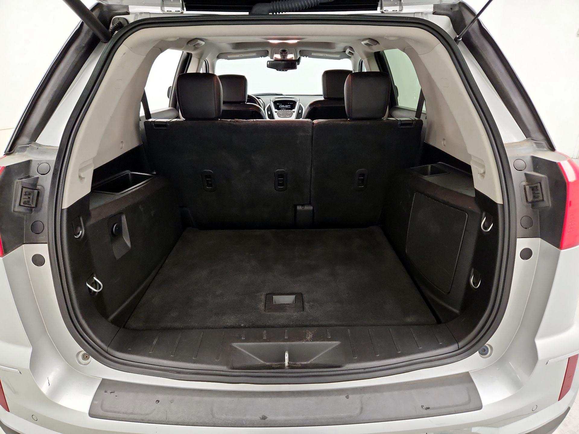 Thumbnail: 2017 GMC Terrain - 19