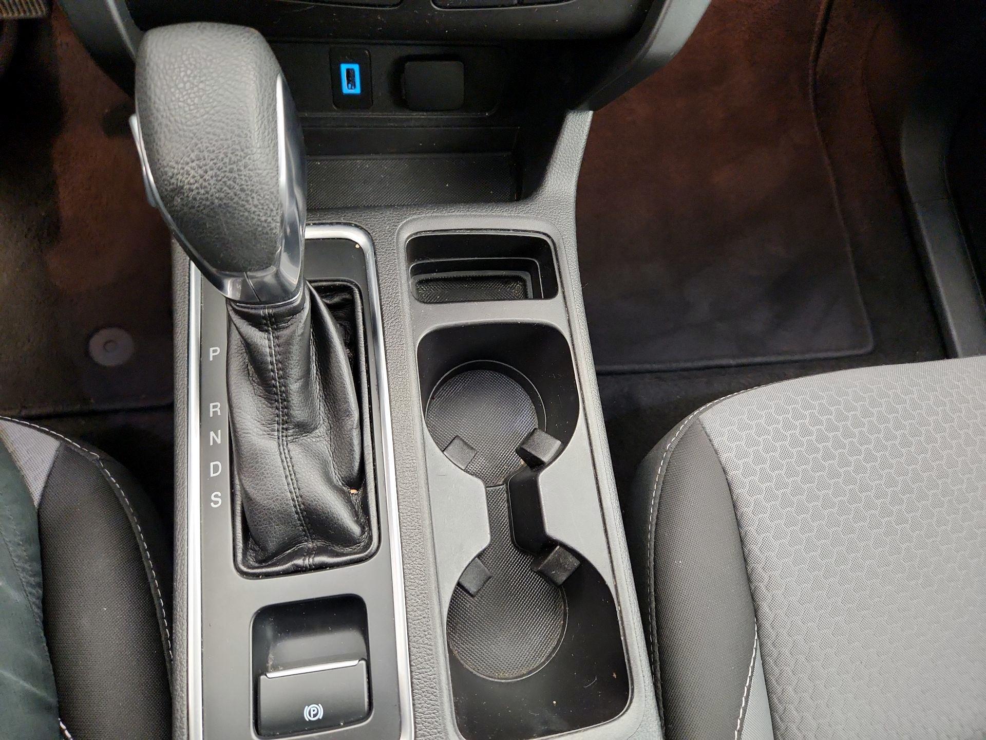 Thumbnail: 2019 Ford Escape - 17