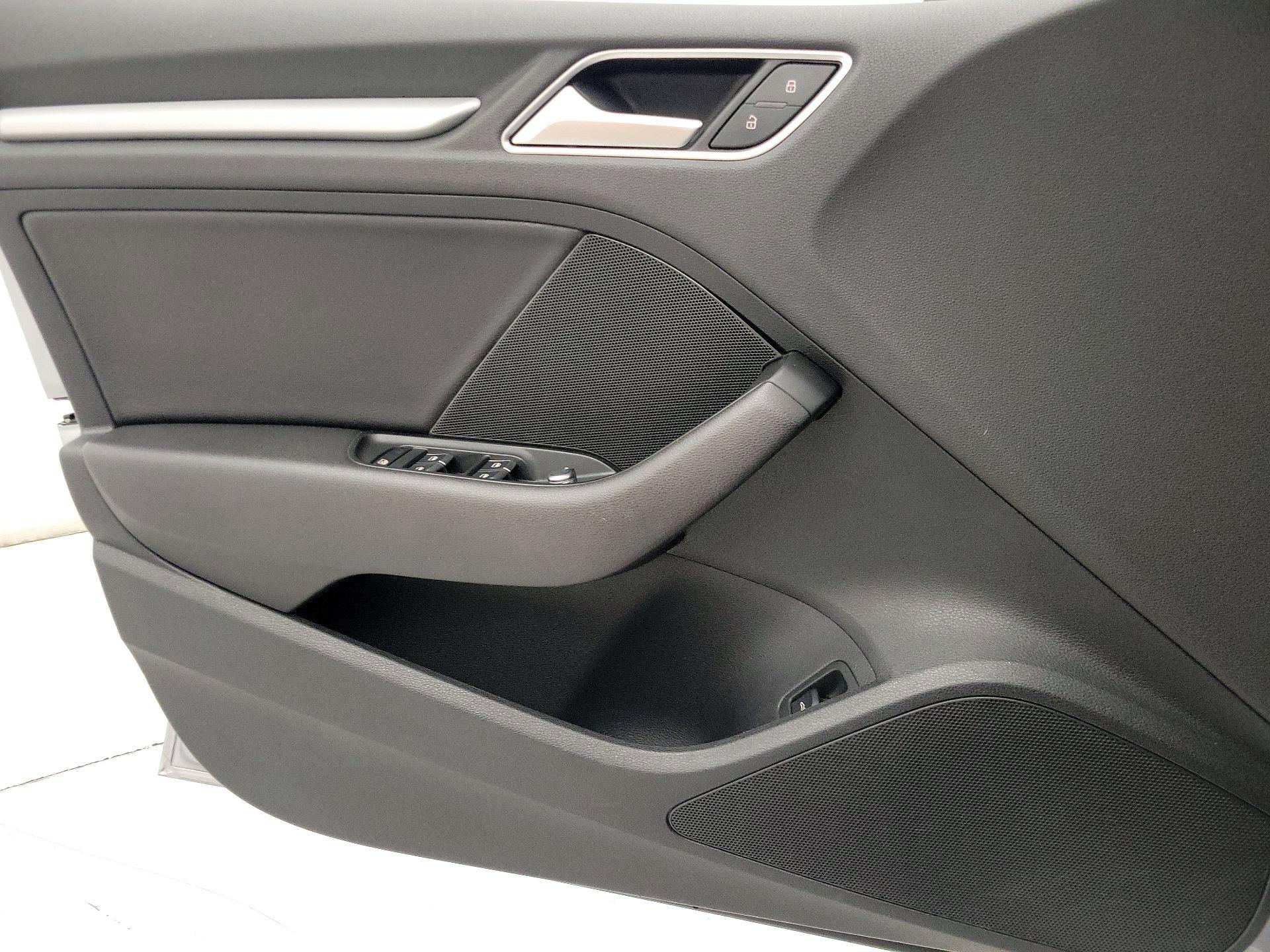 Thumbnail: 2016 Audi A3 - 12