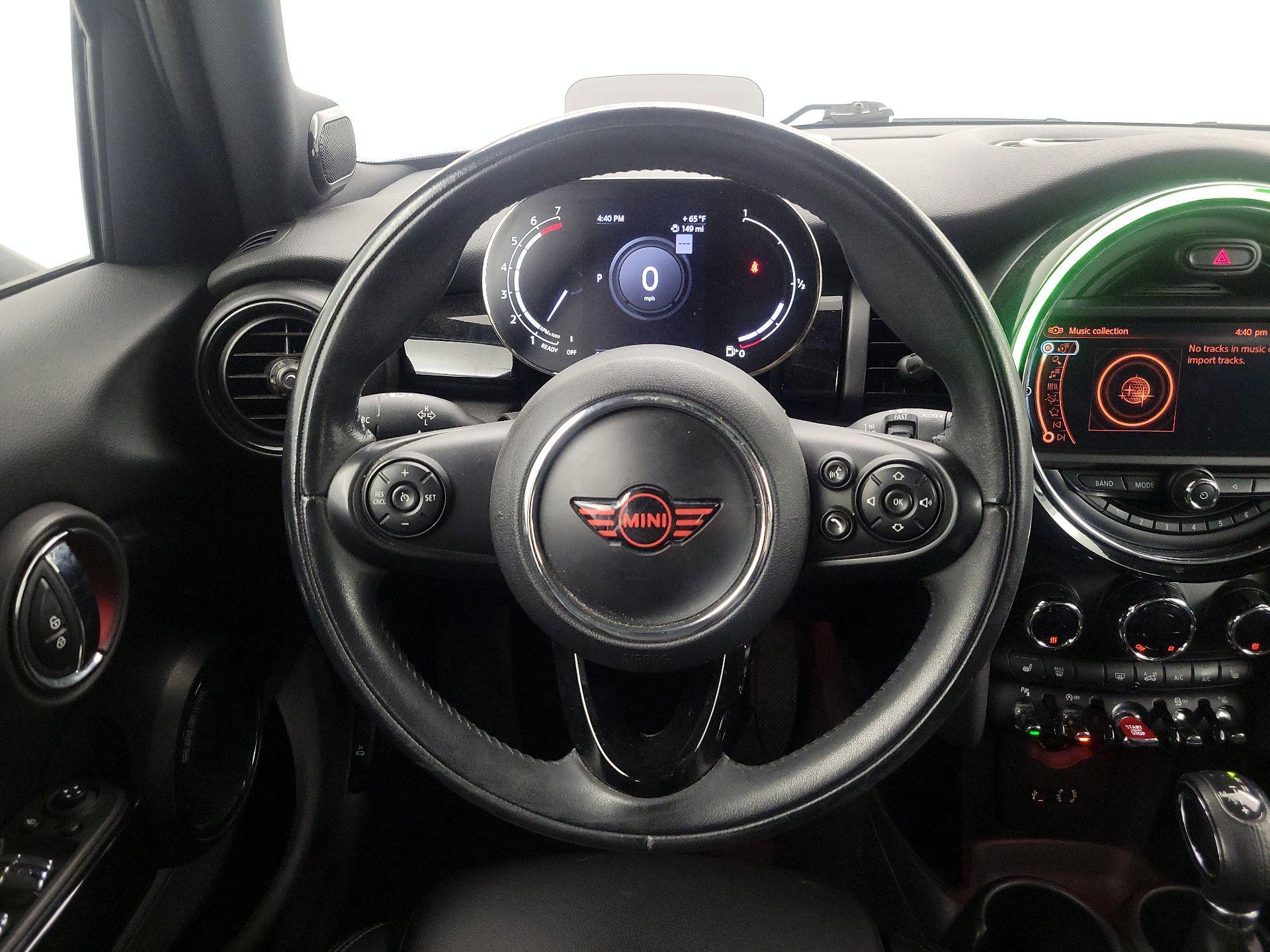 Thumbnail: 2016 MINI Cooper Hardtop - 10