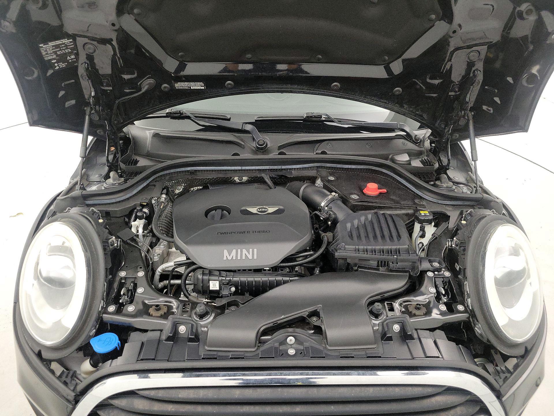 Thumbnail: 2016 MINI Cooper Hardtop - 20