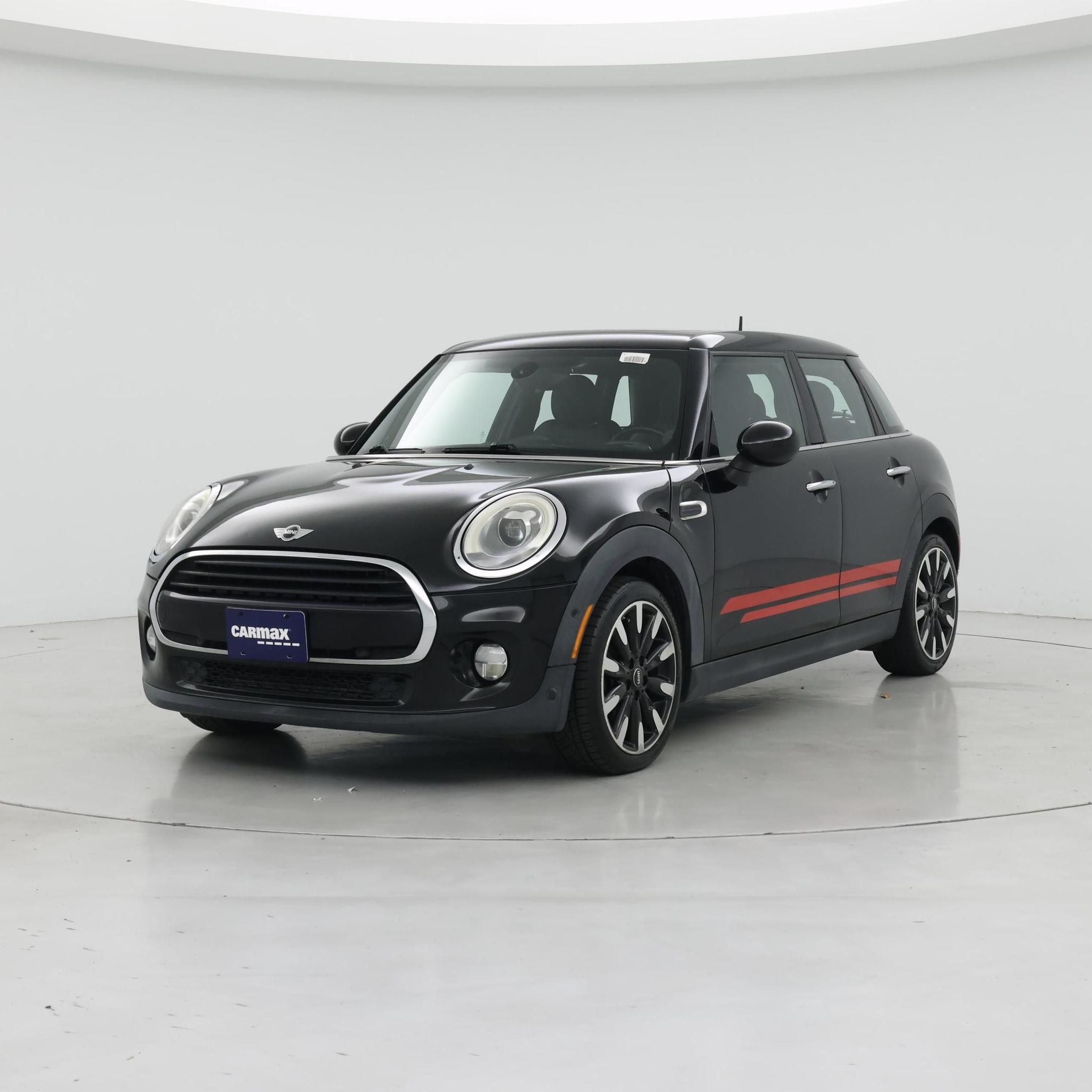 Thumbnail: 2016 MINI Cooper Hardtop - 4
