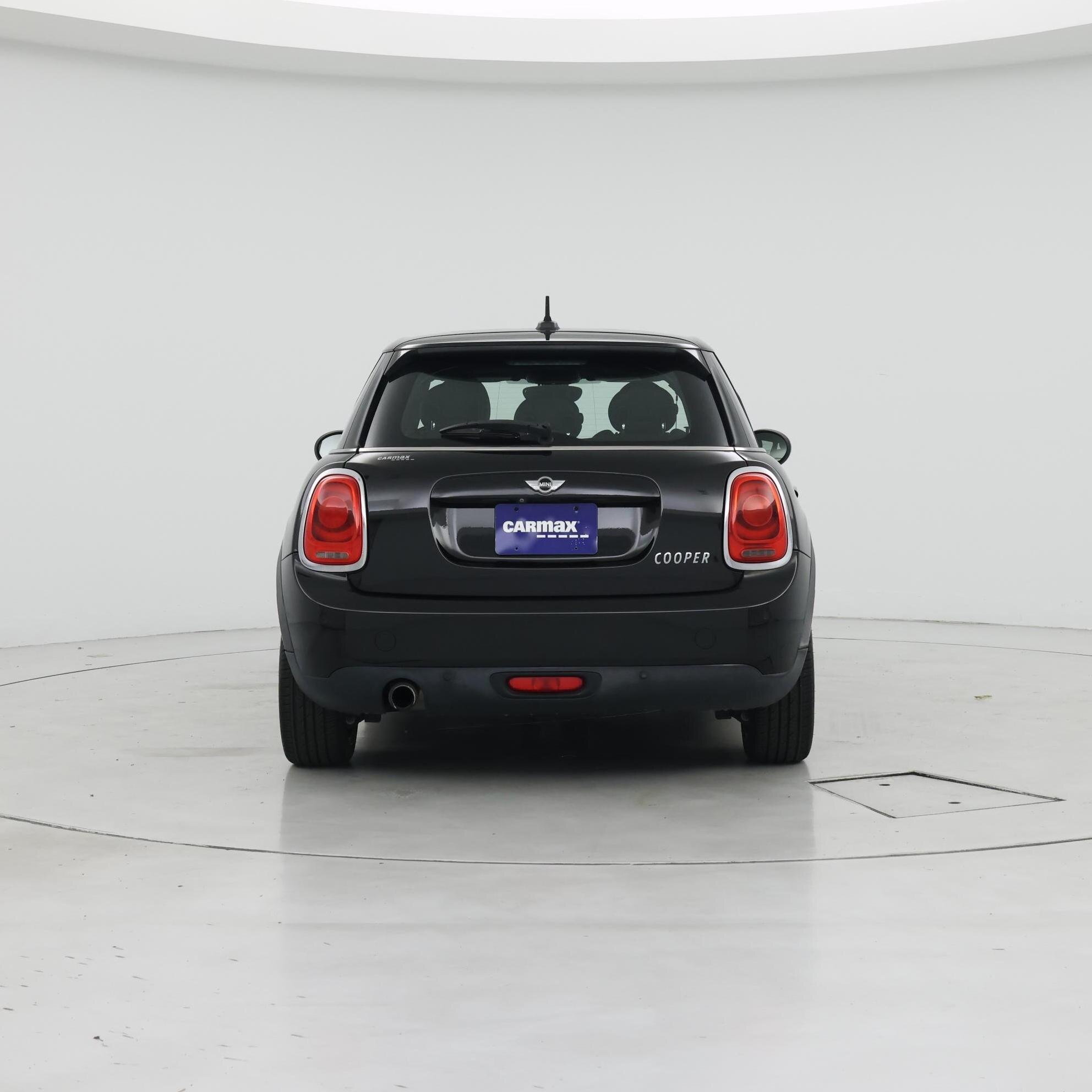 Thumbnail: 2016 MINI Cooper Hardtop - 6