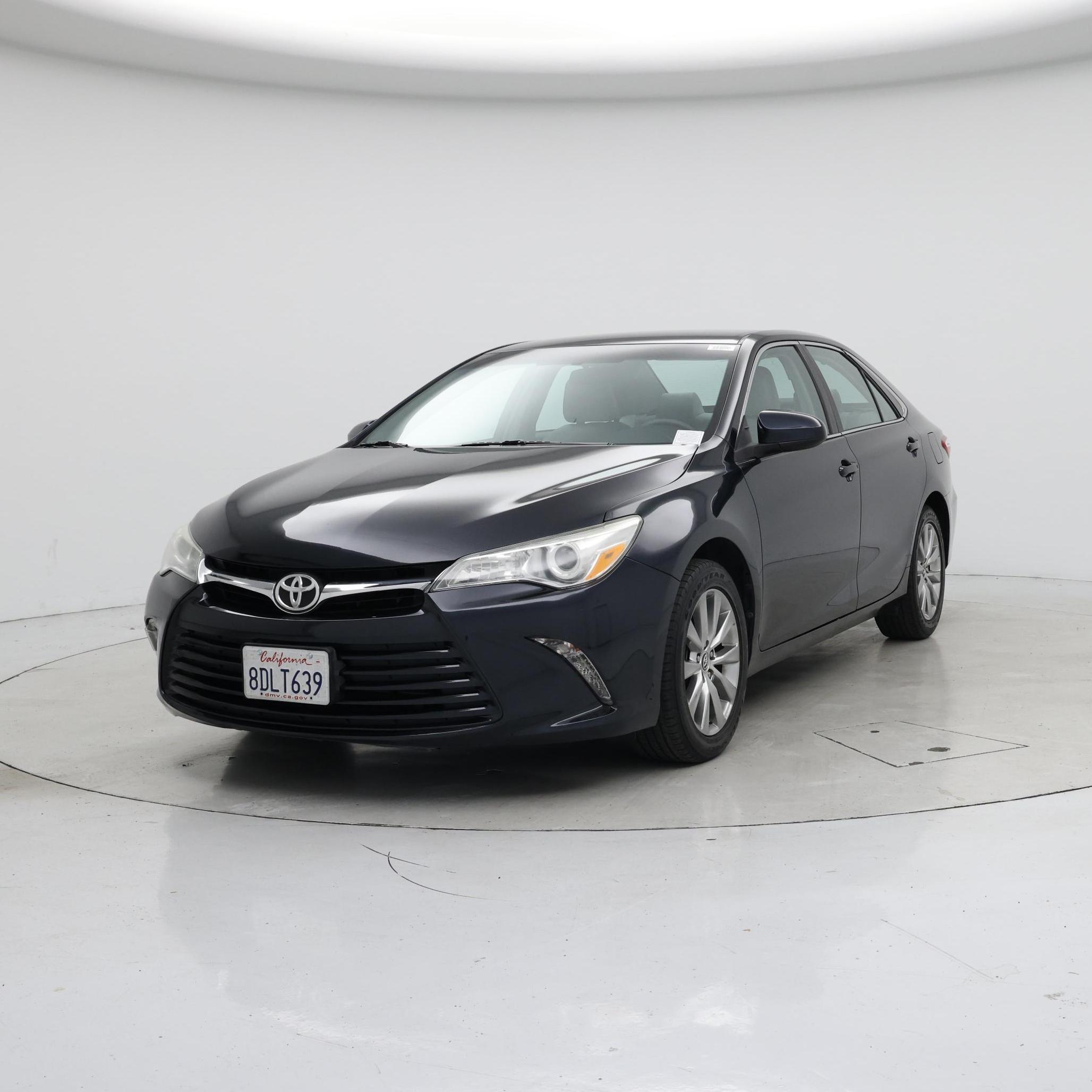 Thumbnail: 2015 Toyota Camry - 4