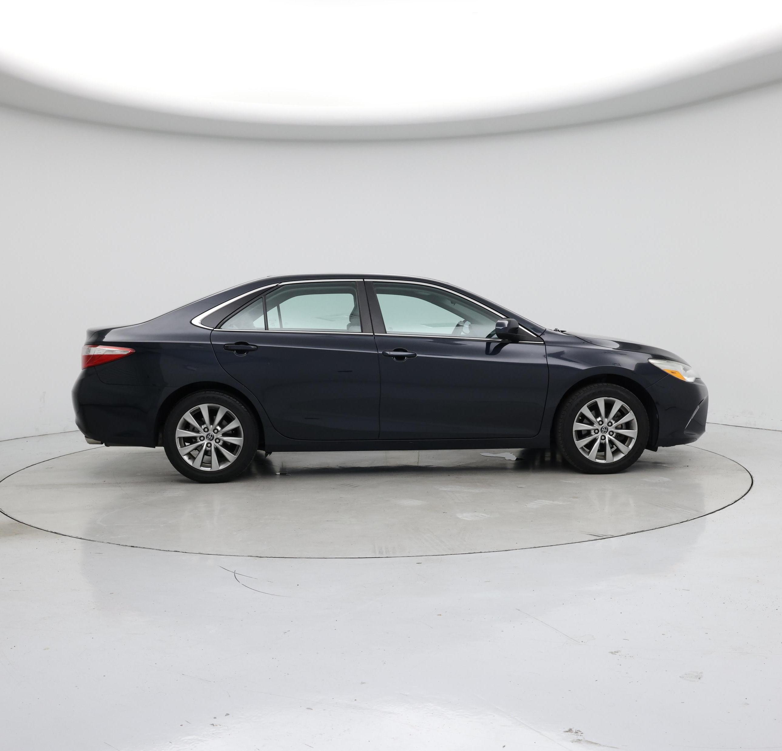 Thumbnail: 2015 Toyota Camry - 7