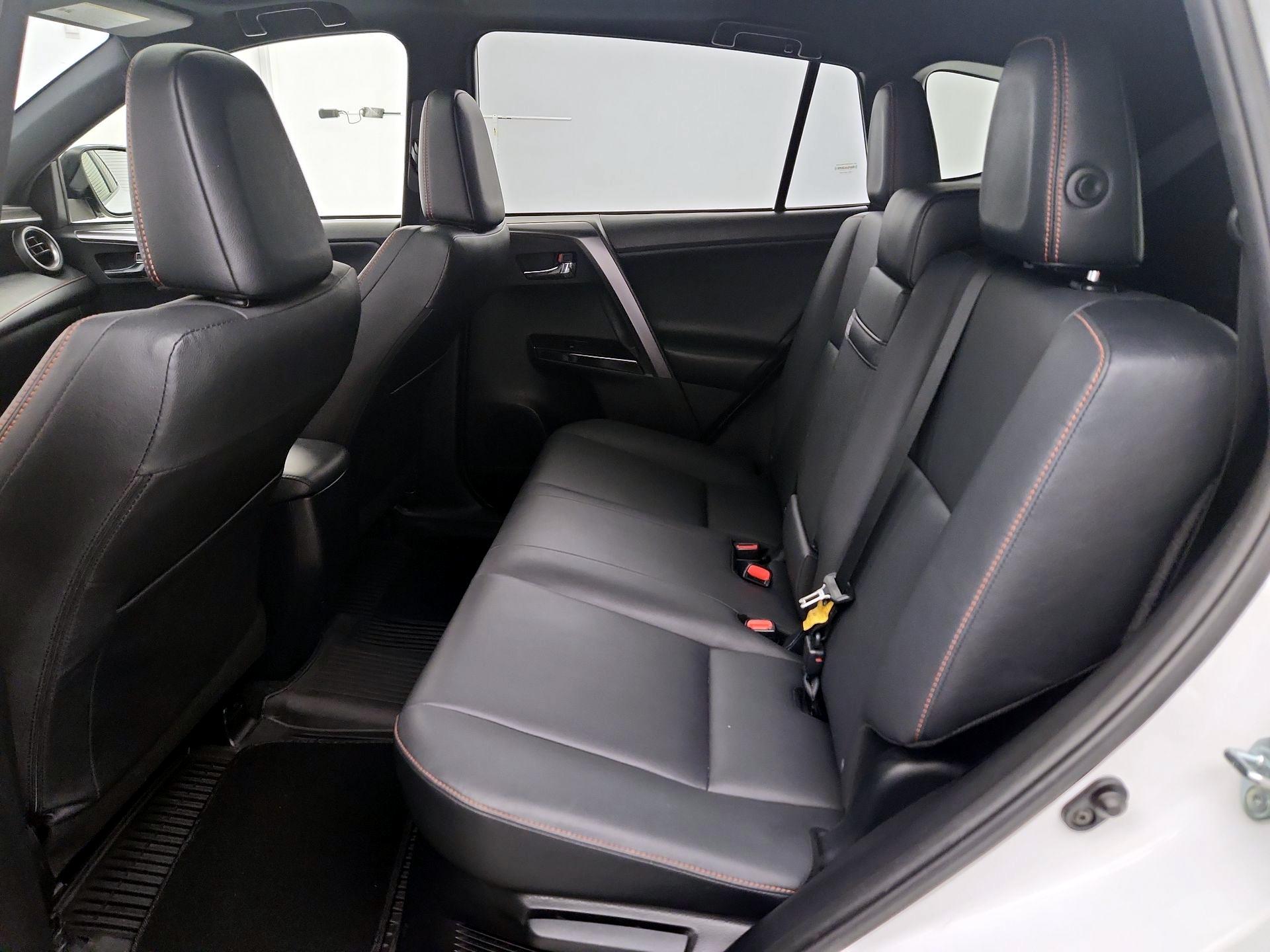 Thumbnail: 2017 Toyota RAV4 - 19