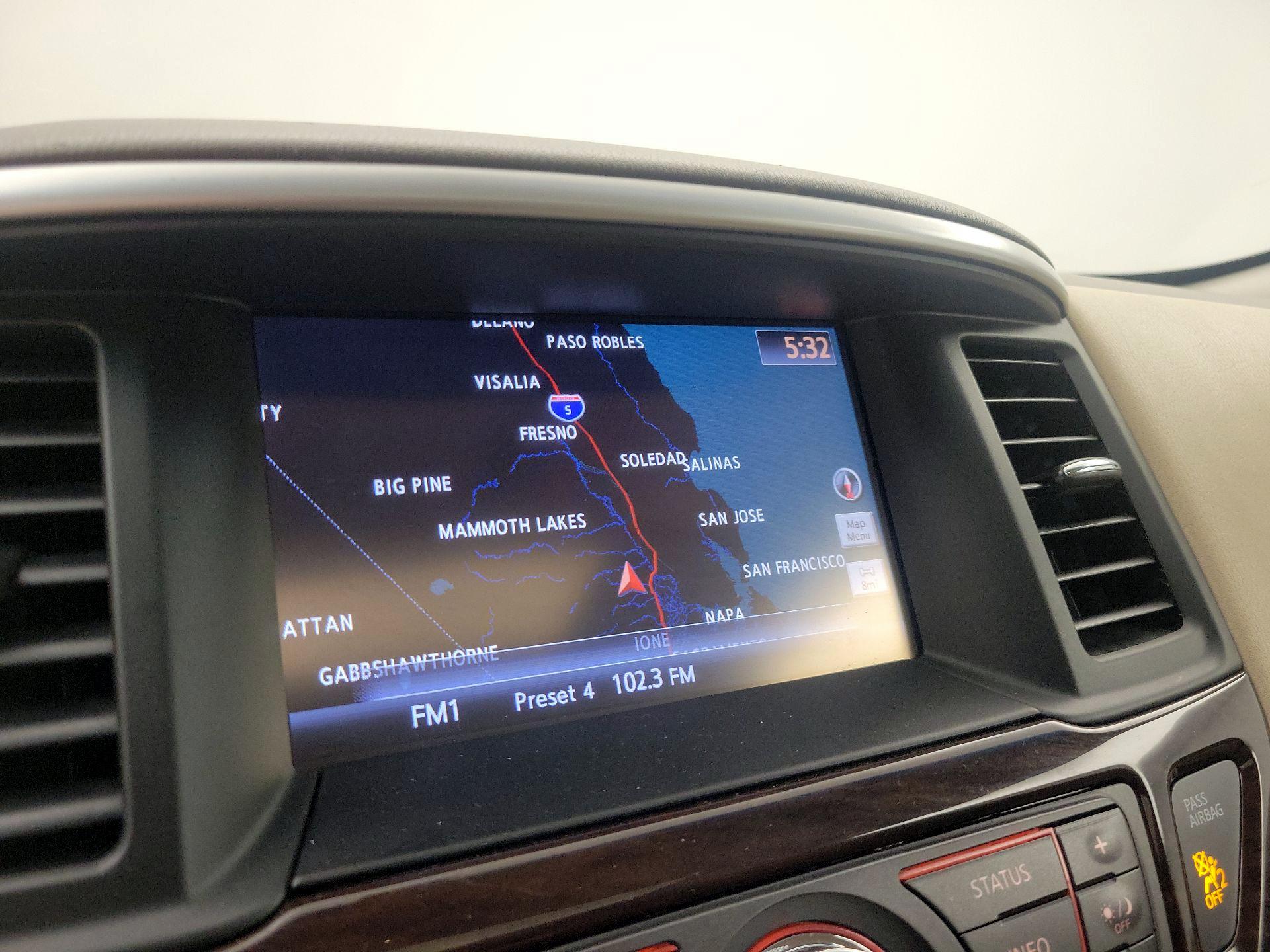 Thumbnail: 2015 Nissan Pathfinder - 14