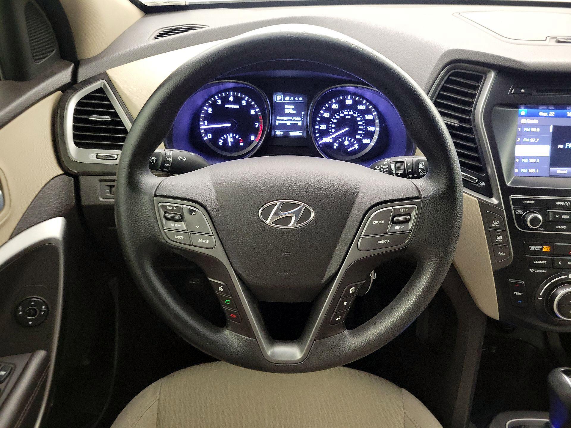 Thumbnail: 2018 Hyundai Santa Fe - 10