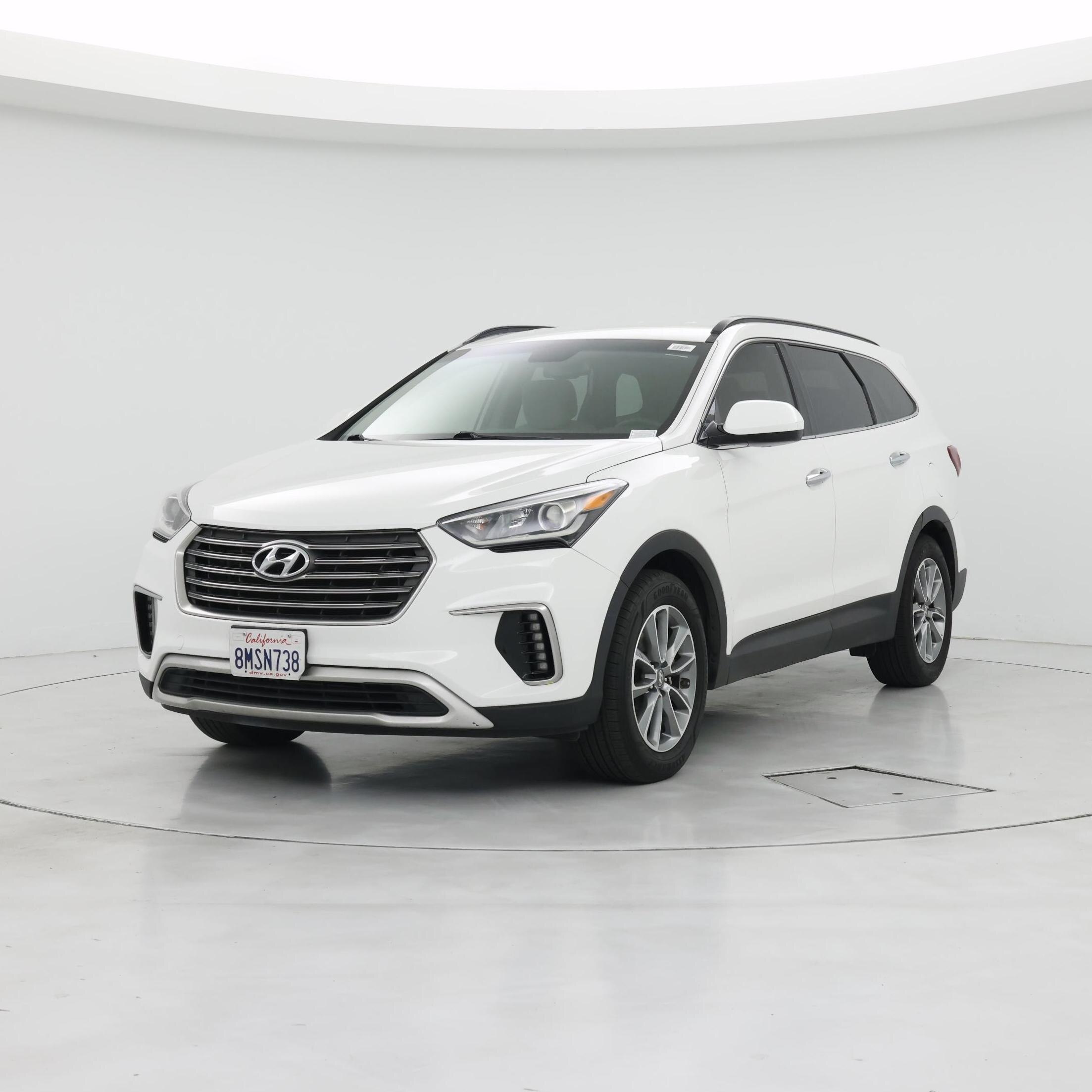 Thumbnail: 2018 Hyundai Santa Fe - 4