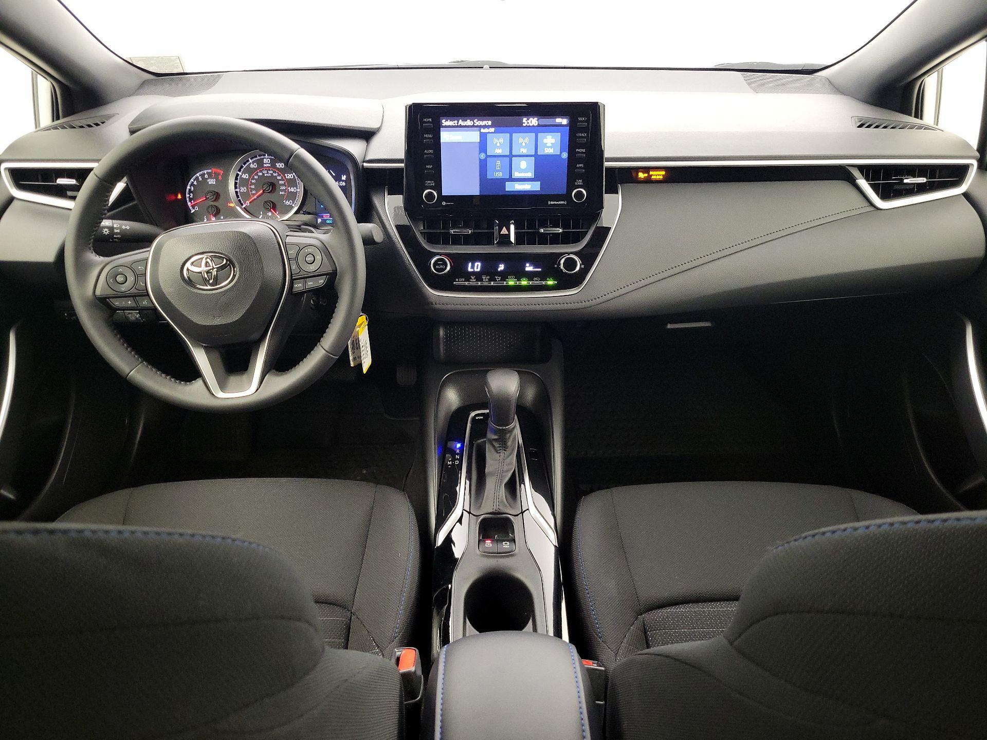Thumbnail: 2022 Toyota Corolla - 9