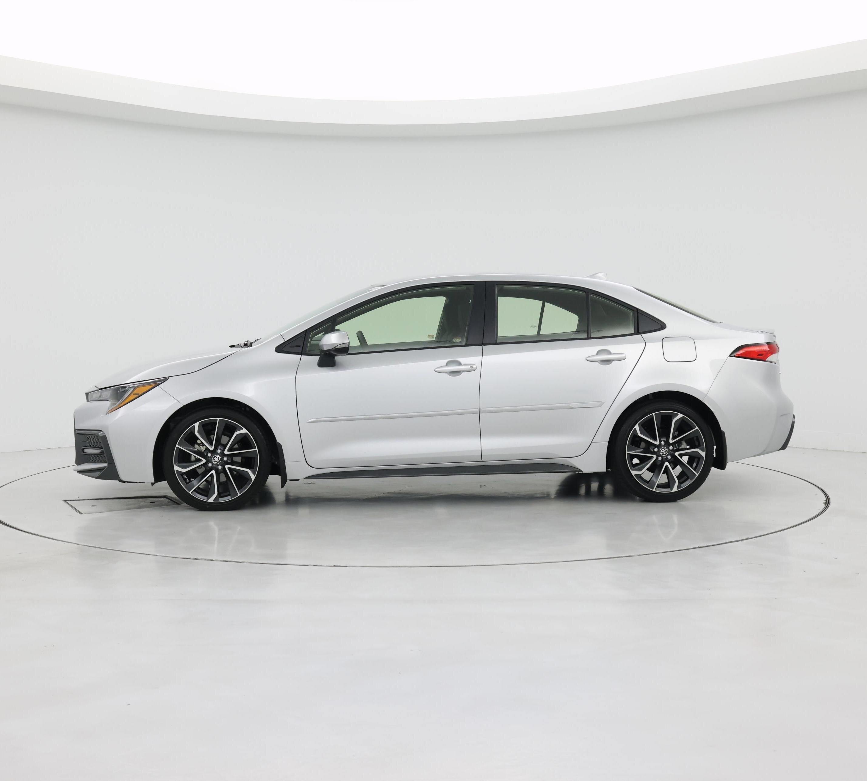 Thumbnail: 2022 Toyota Corolla - 3