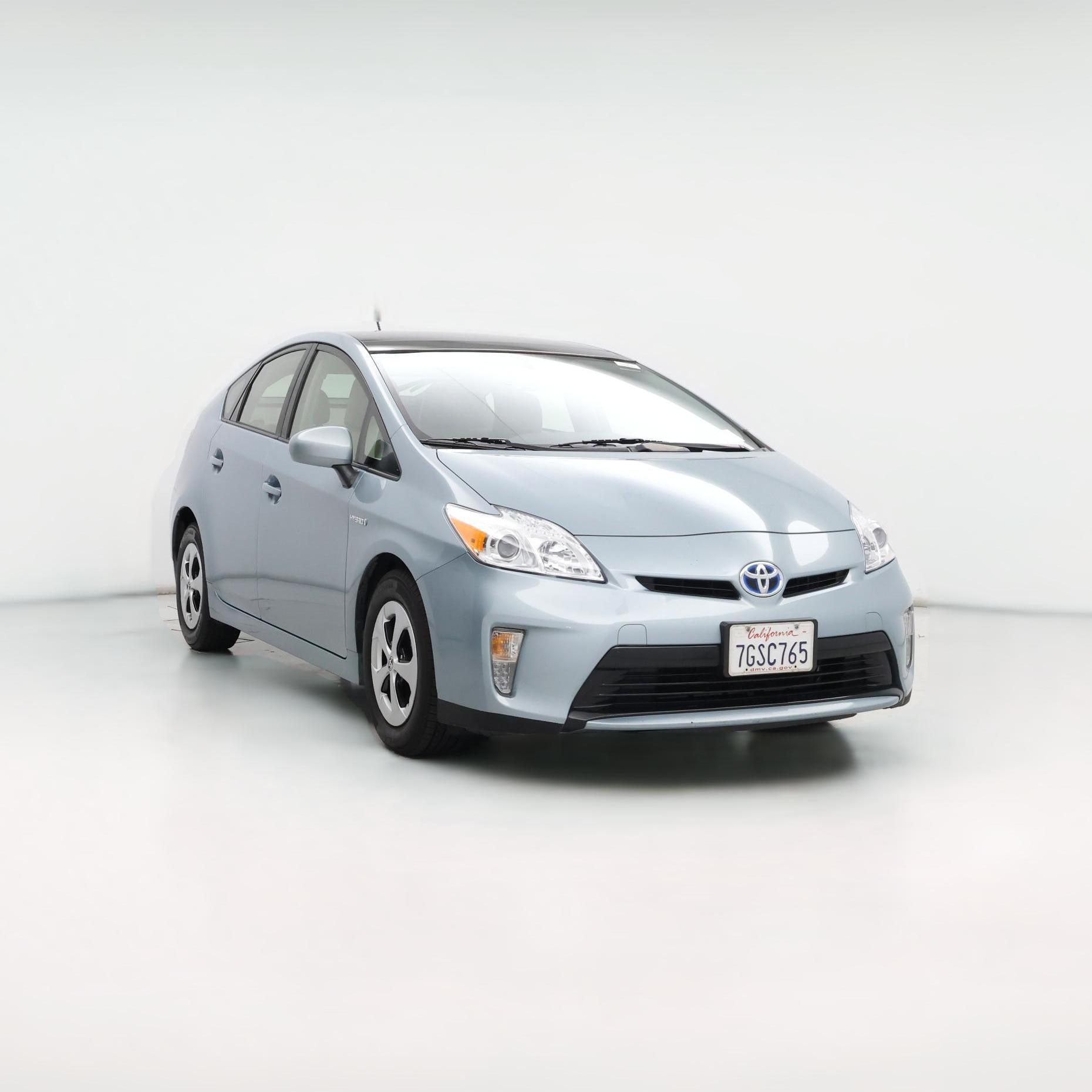 Thumbnail: 2015 Toyota Prius - 1