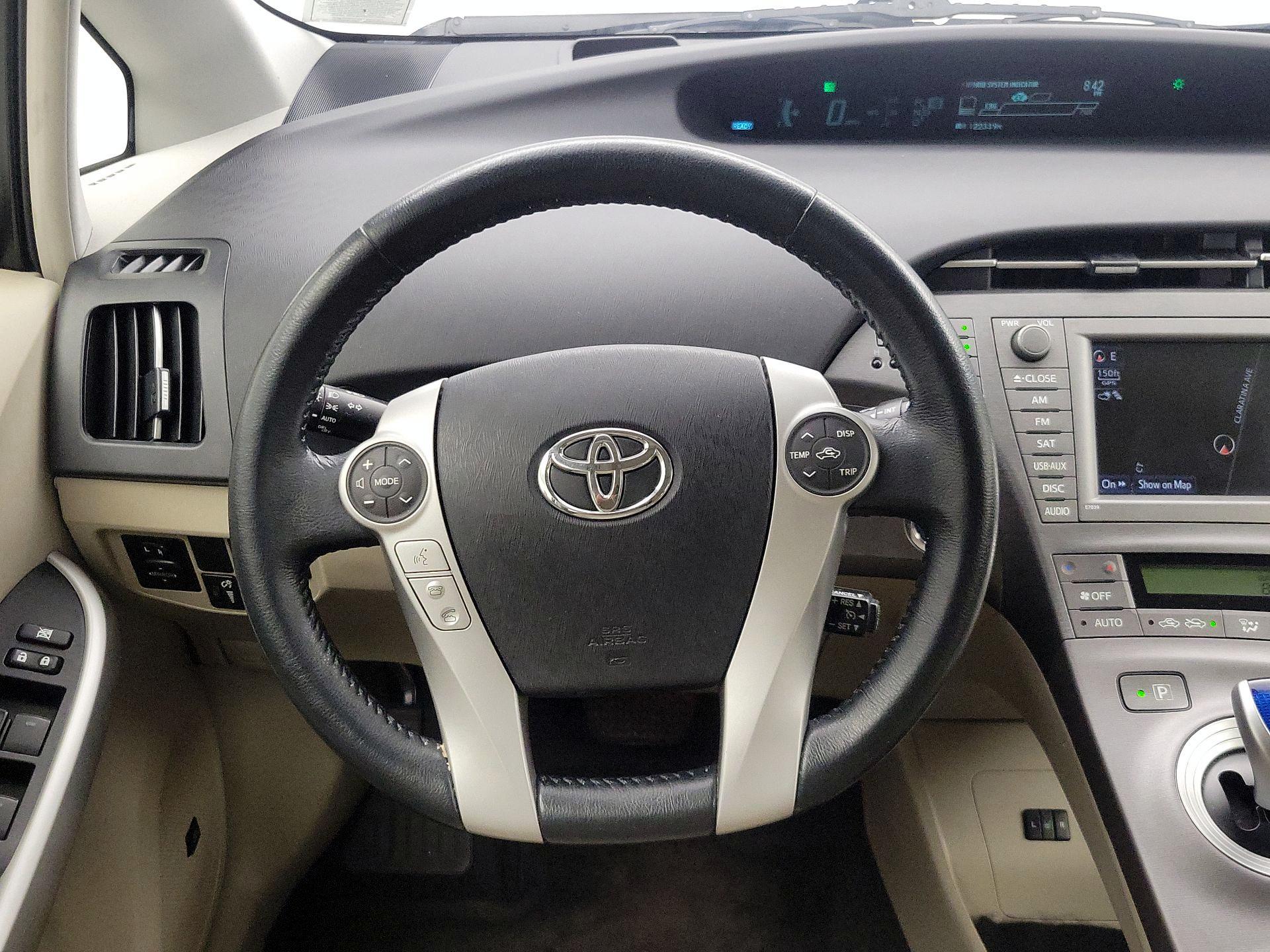 Thumbnail: 2015 Toyota Prius - 10