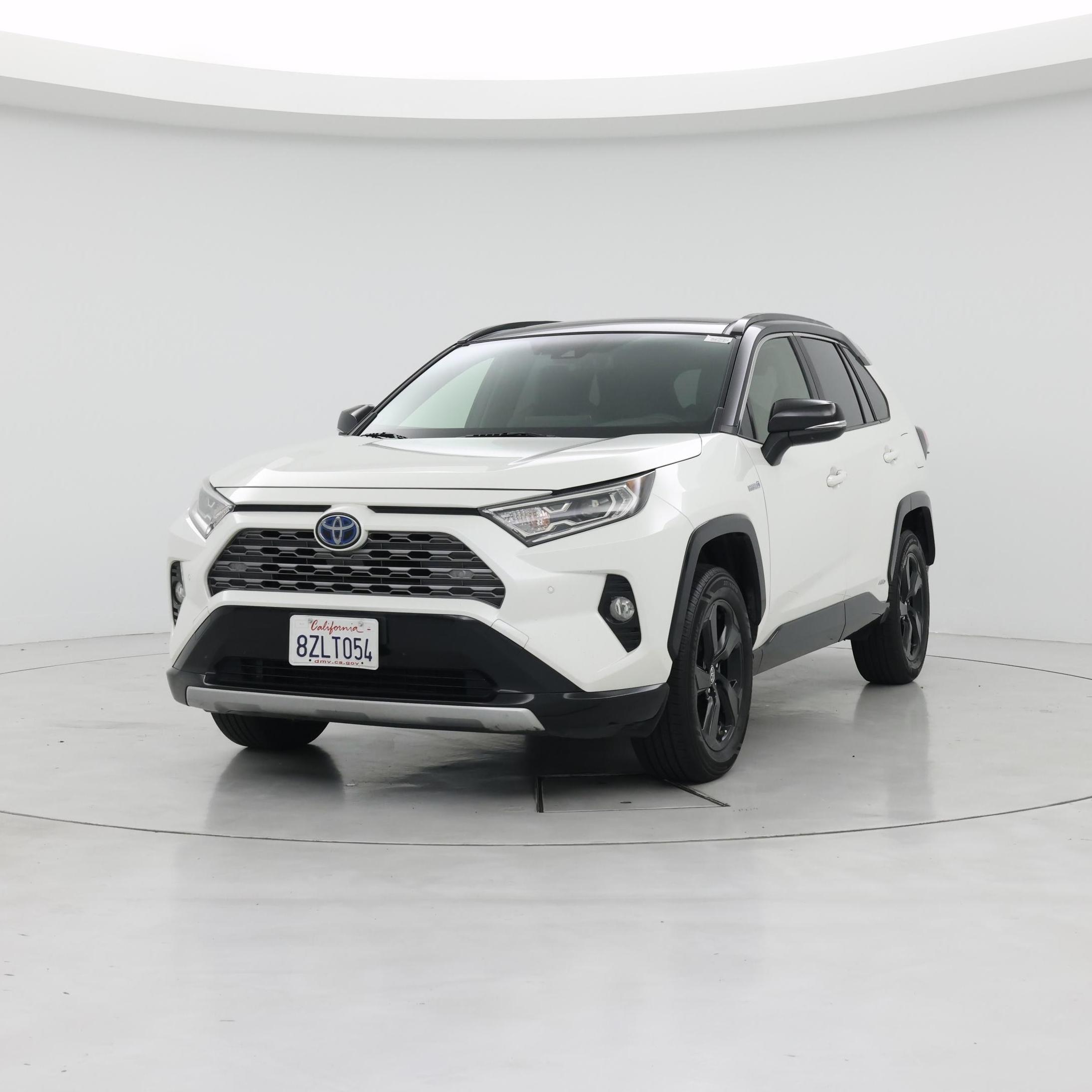 Thumbnail: 2019 Toyota RAV4 - 4