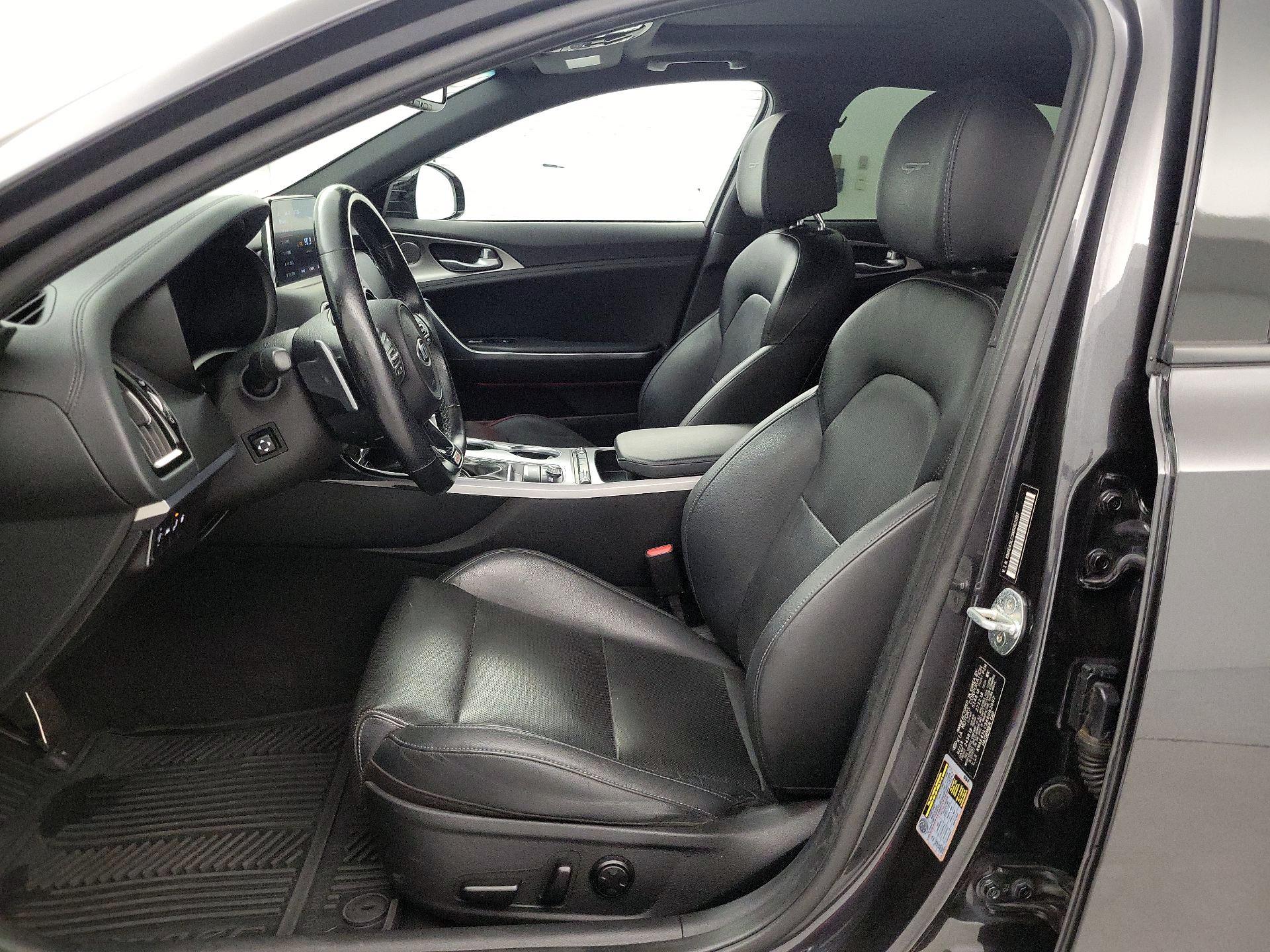 Thumbnail: 2019 Kia Stinger - 11