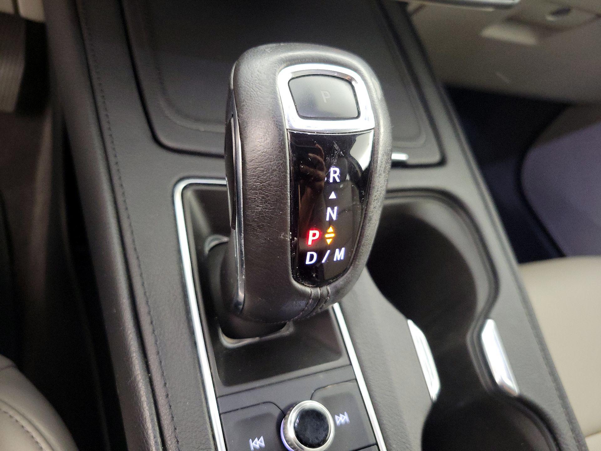 Thumbnail: 2019 Cadillac XT4 - 17