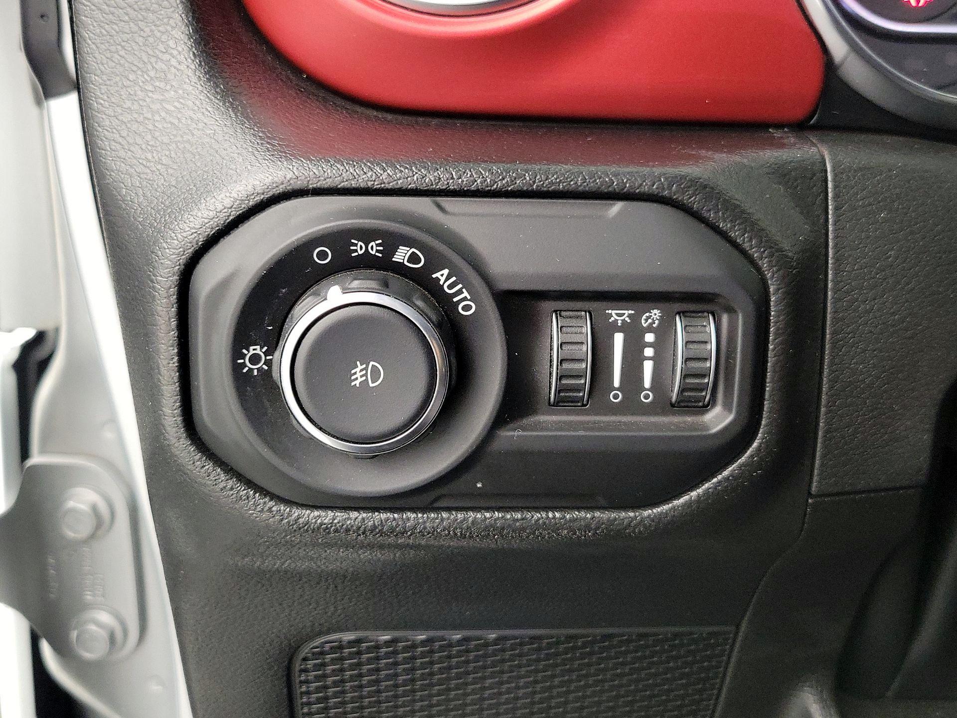 Thumbnail: 2022 Jeep Wrangler - 13