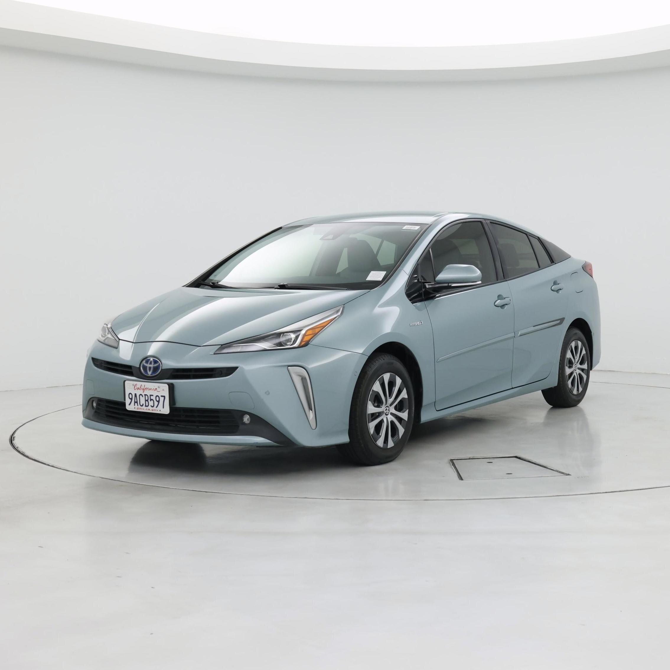 Thumbnail: 2019 Toyota Prius - 4