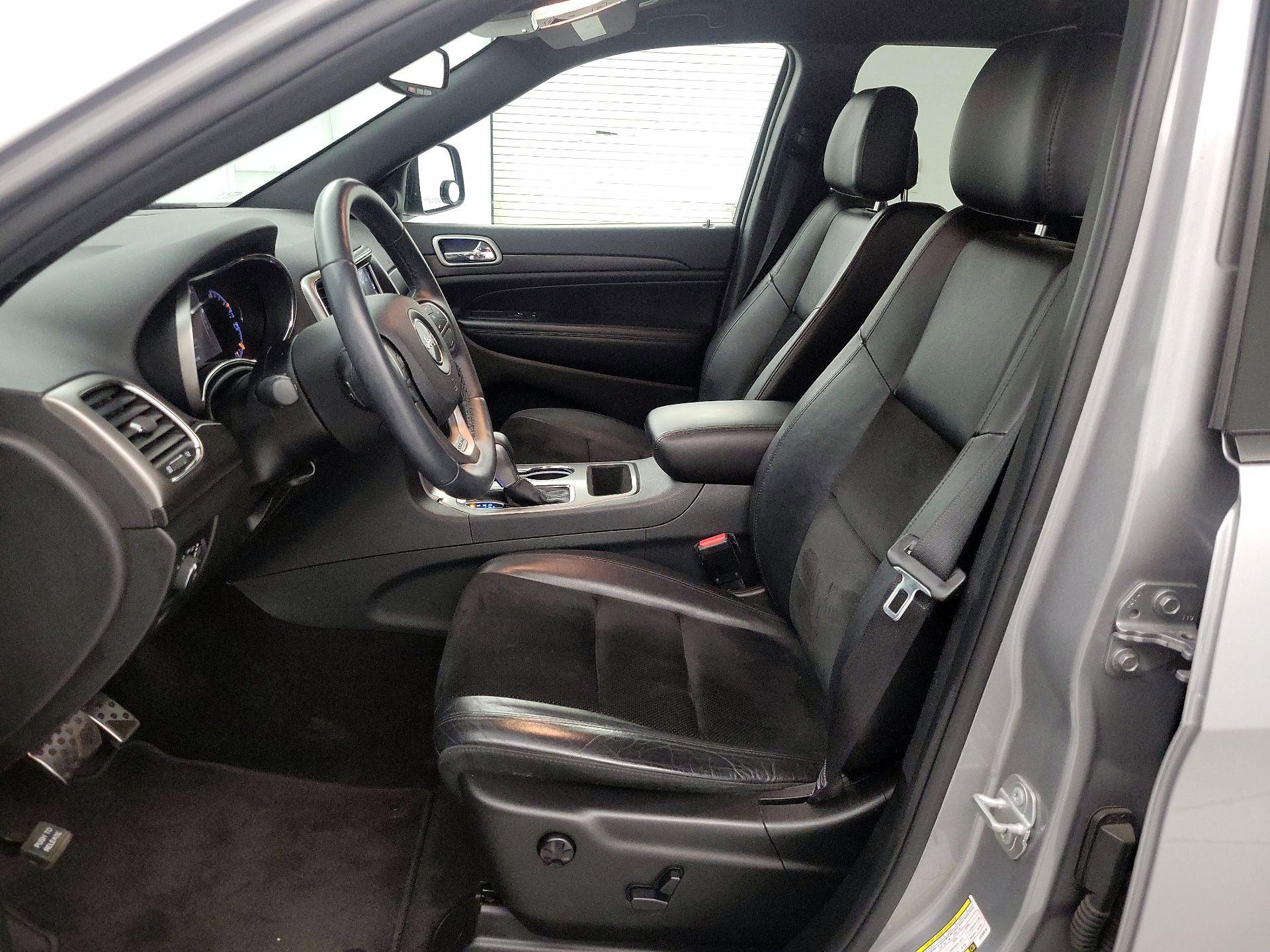 Thumbnail: 2018 Jeep Grand Cherokee - 11
