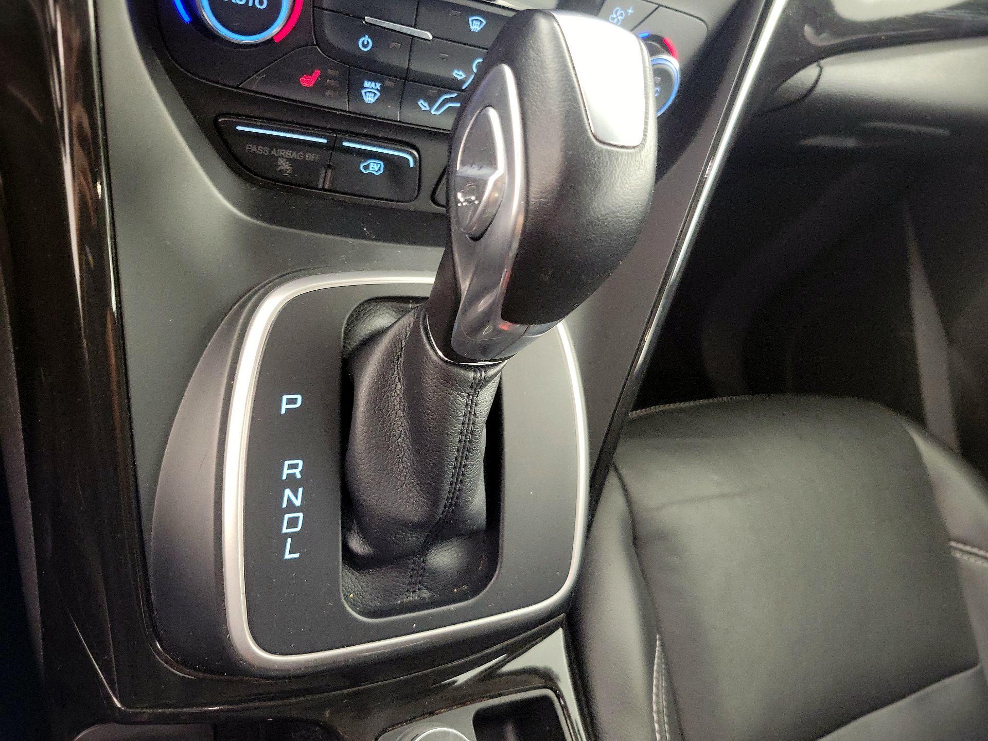 Thumbnail: 2017 Ford C-Max - 16