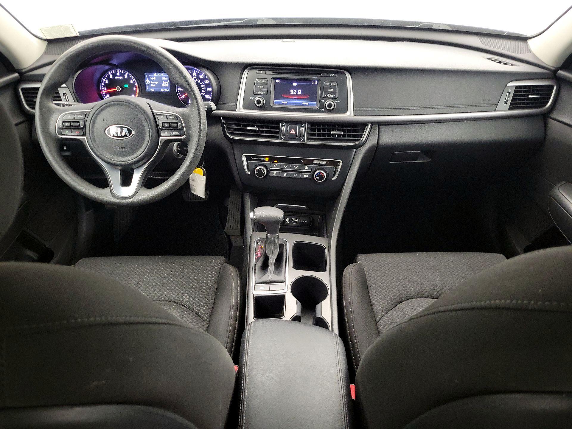 Thumbnail: 2017 Kia Optima - 9