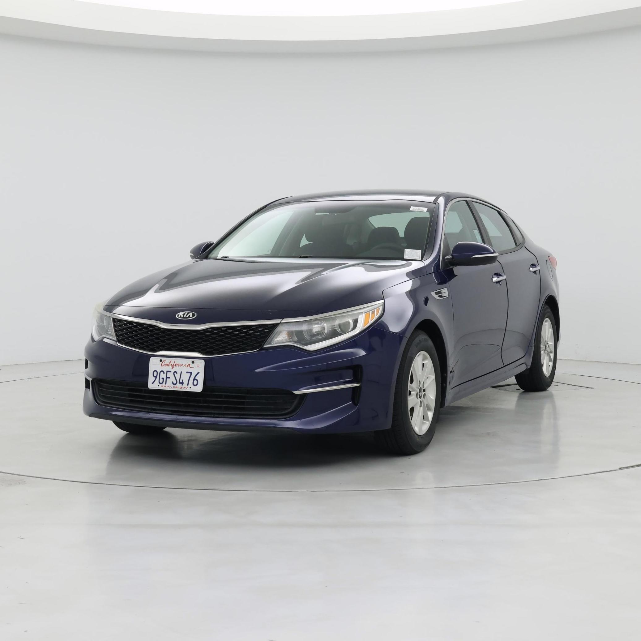 Thumbnail: 2017 Kia Optima - 4
