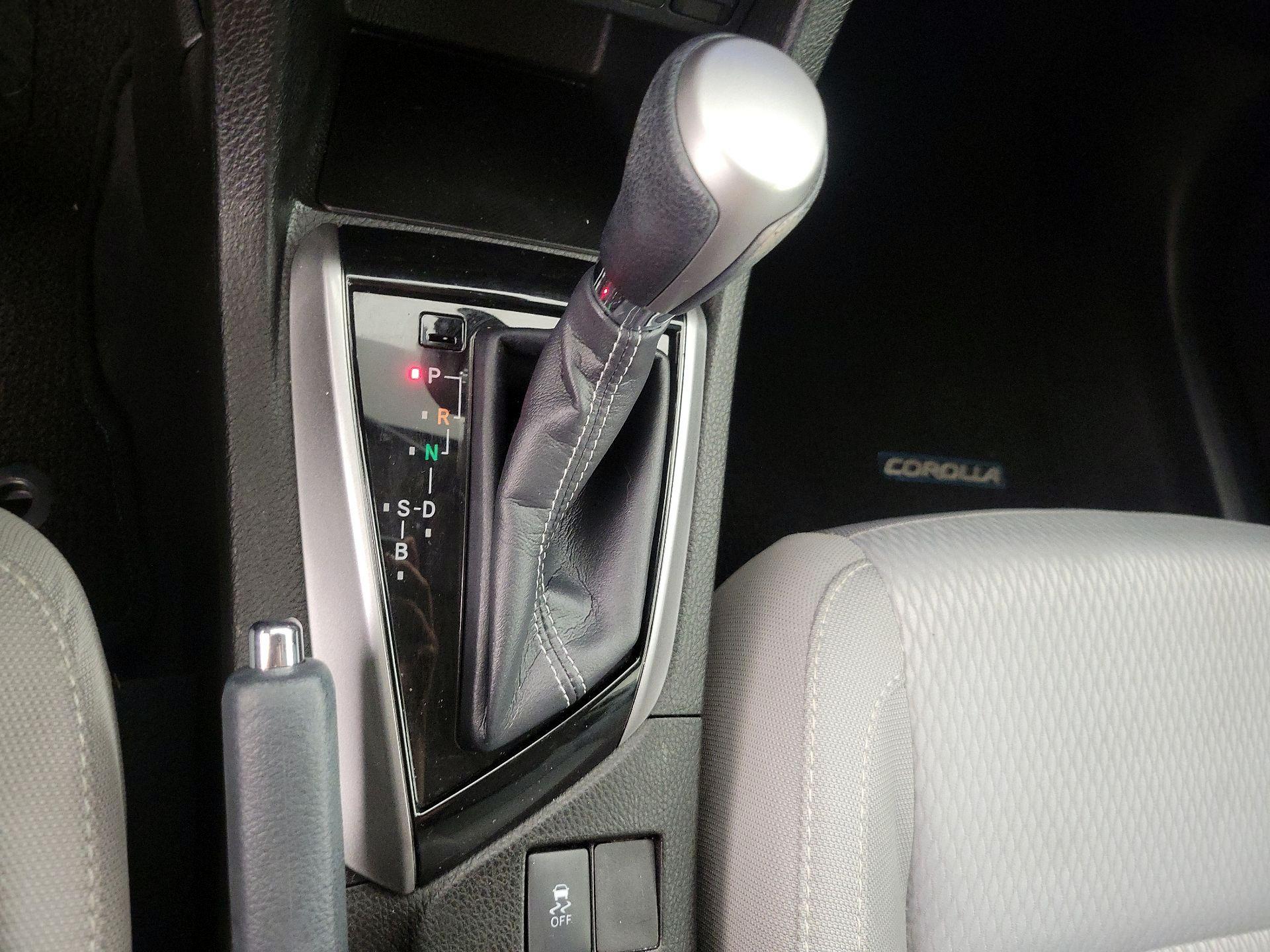 Thumbnail: 2016 Toyota Corolla - 17