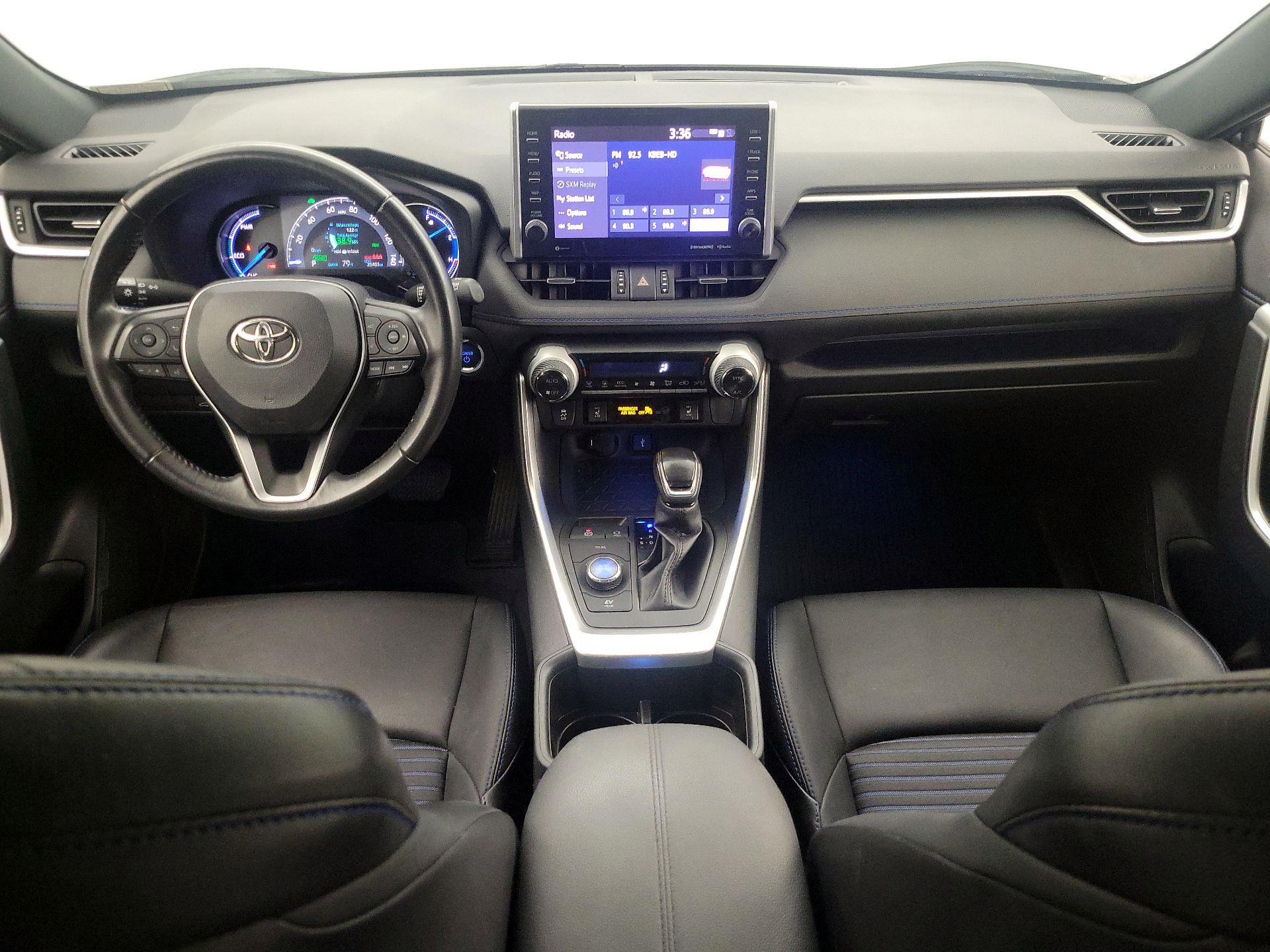 Thumbnail: 2022 Toyota RAV4 - 9