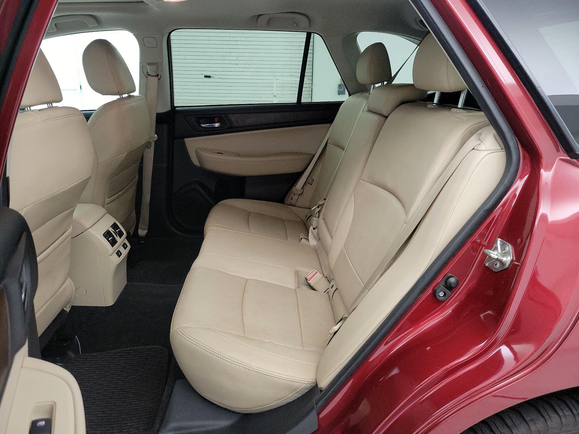 Thumbnail: 2015 Subaru Outback - 18