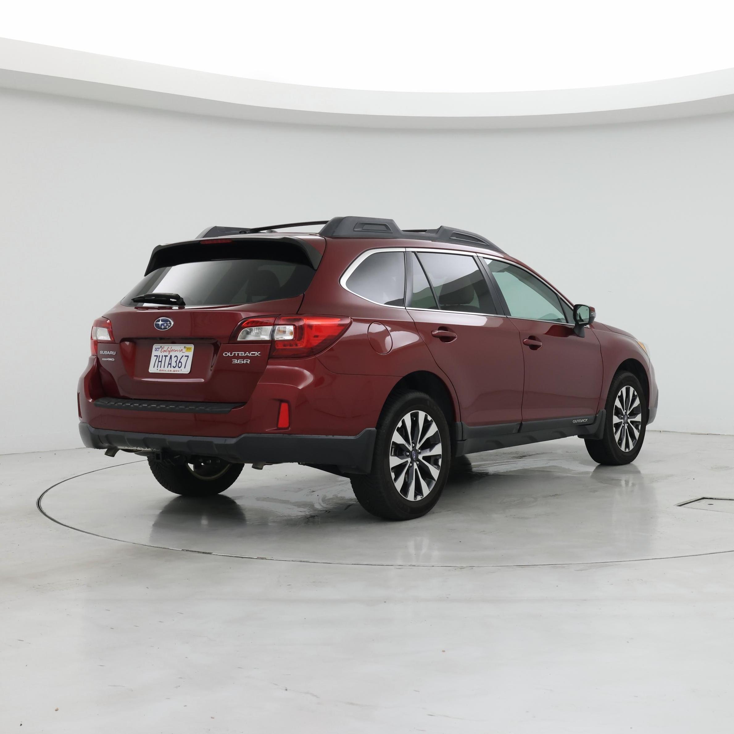 Thumbnail: 2015 Subaru Outback - 8