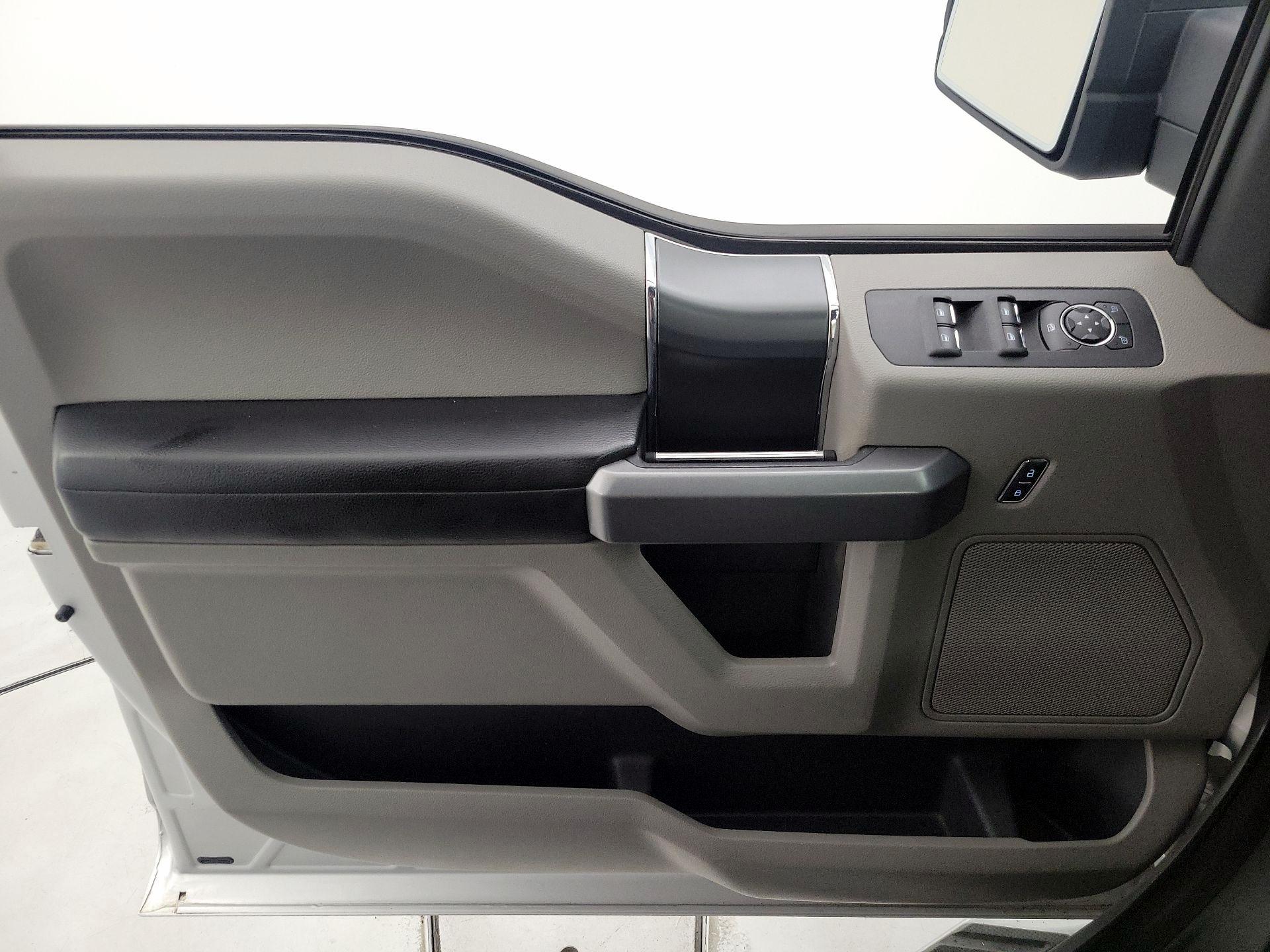 Thumbnail: 2015 Ford F-150 - 12