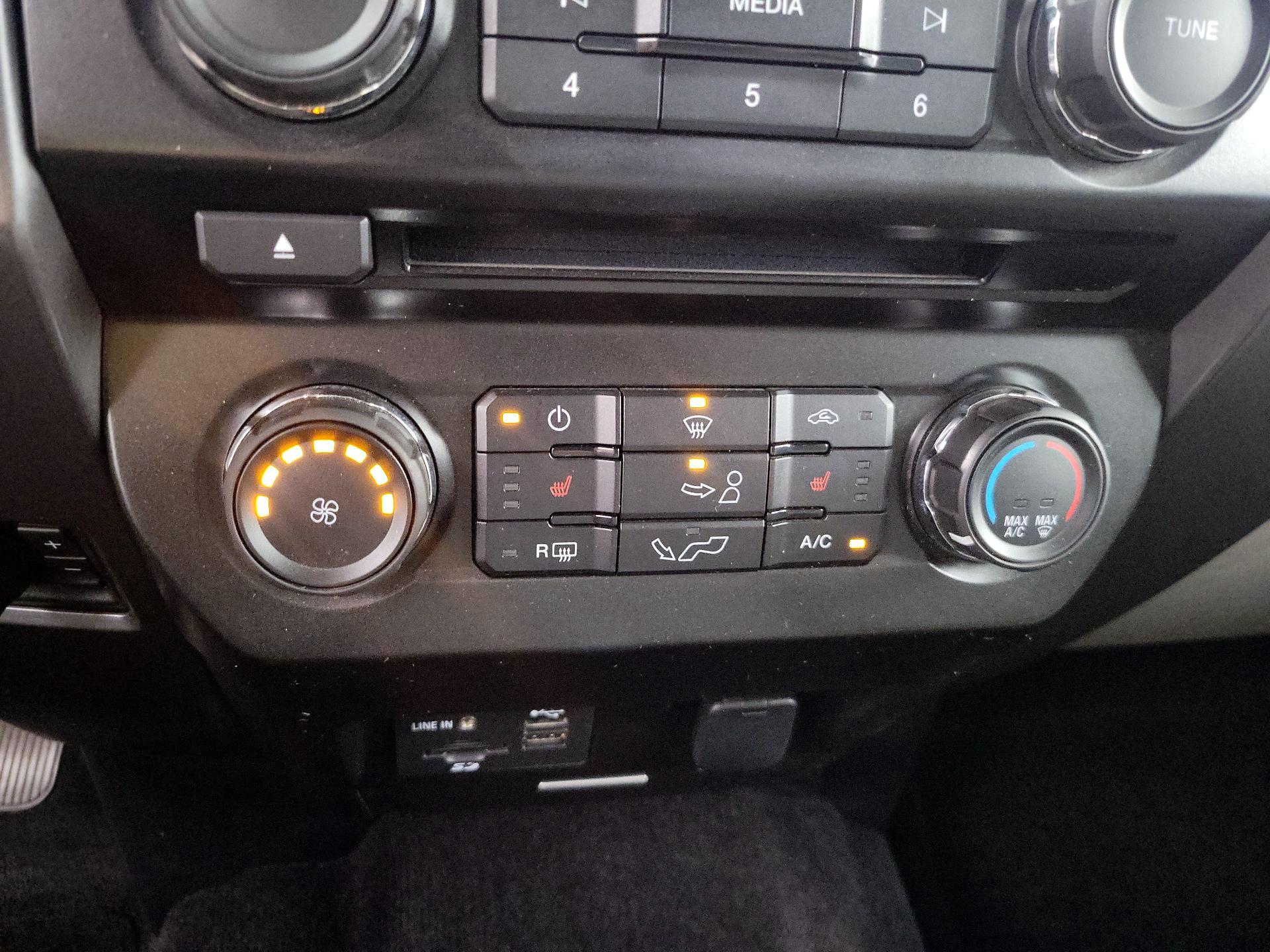 Thumbnail: 2015 Ford F-150 - 16