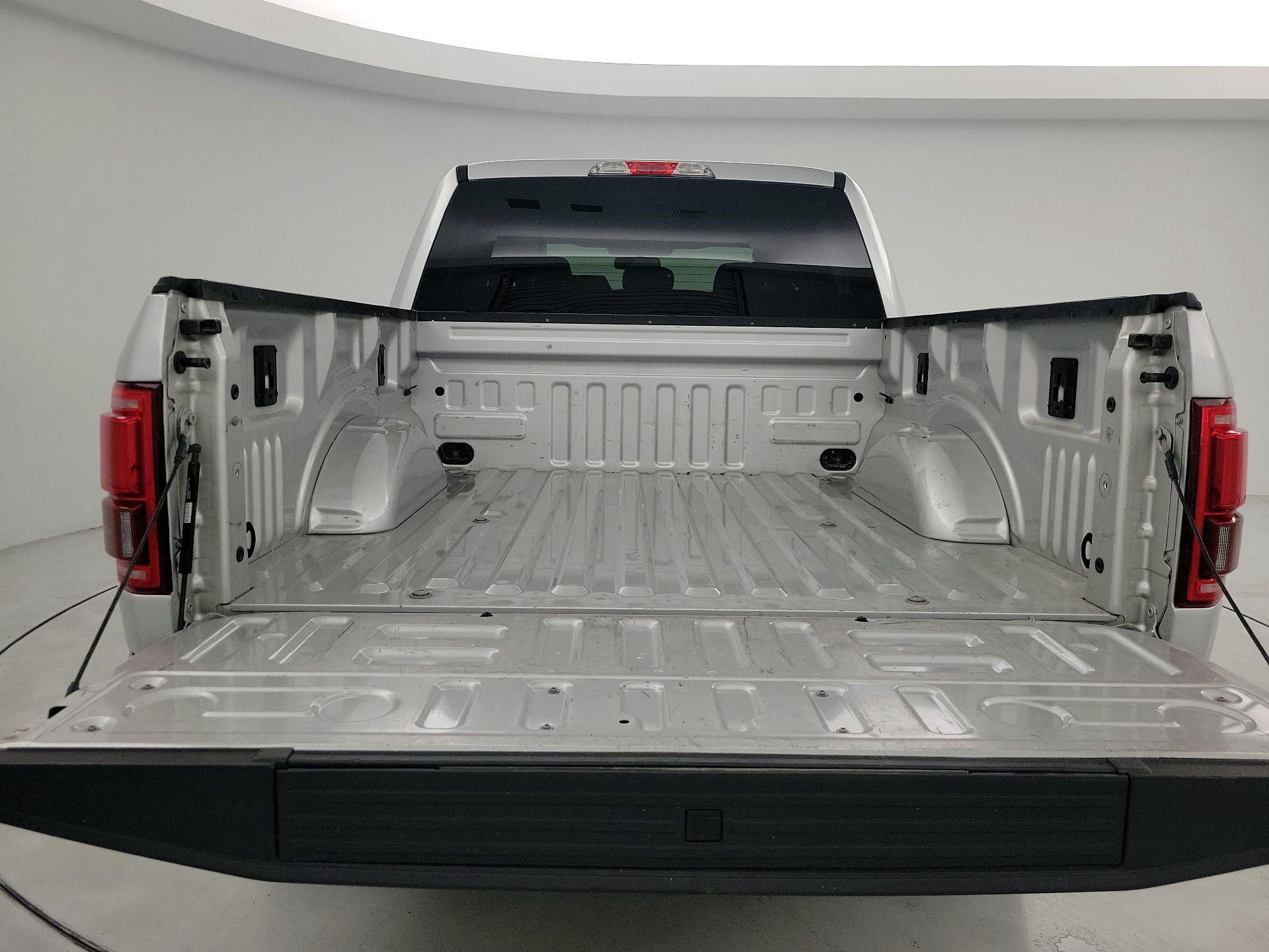 Thumbnail: 2015 Ford F-150 - 19