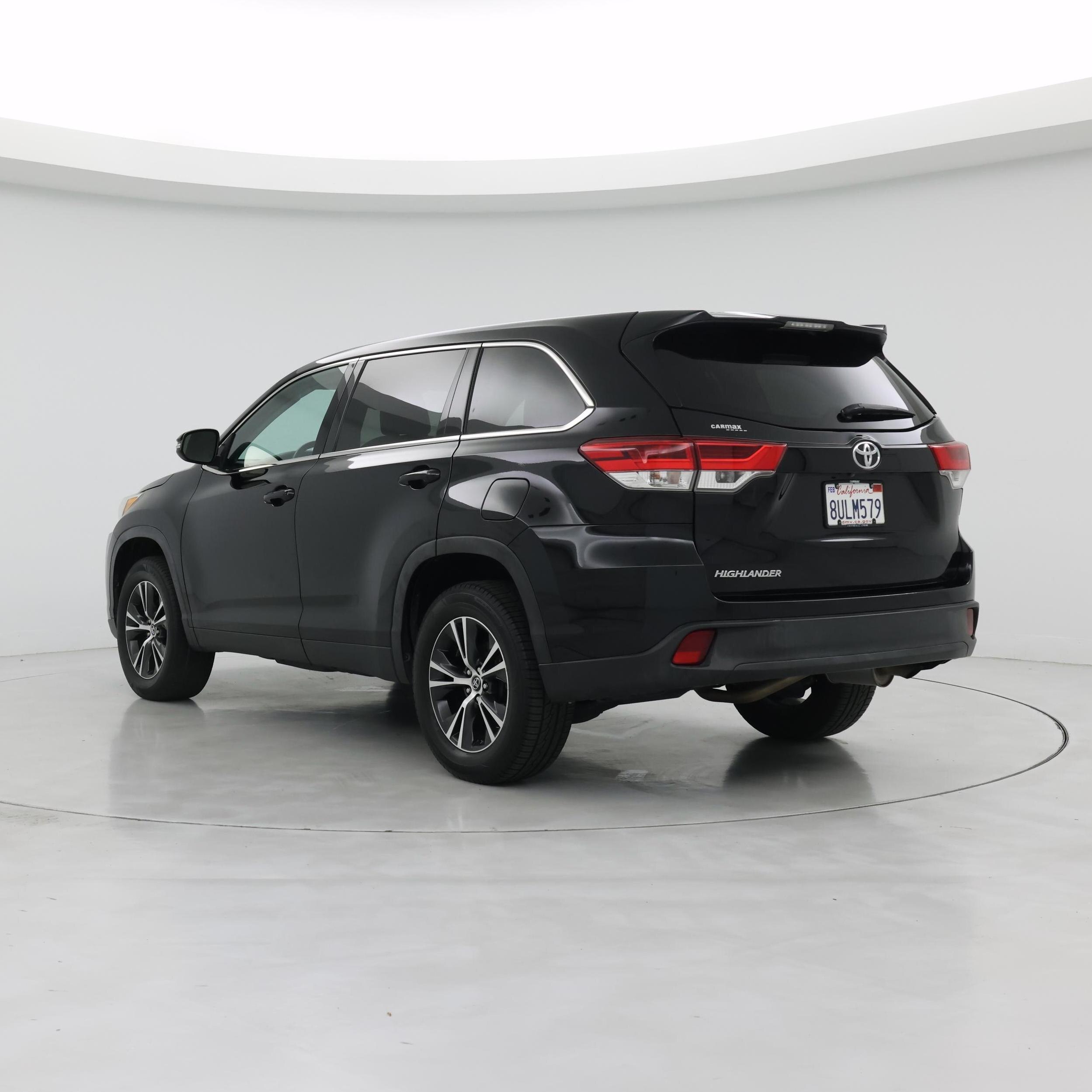 Thumbnail: 2019 Toyota Highlander - 2