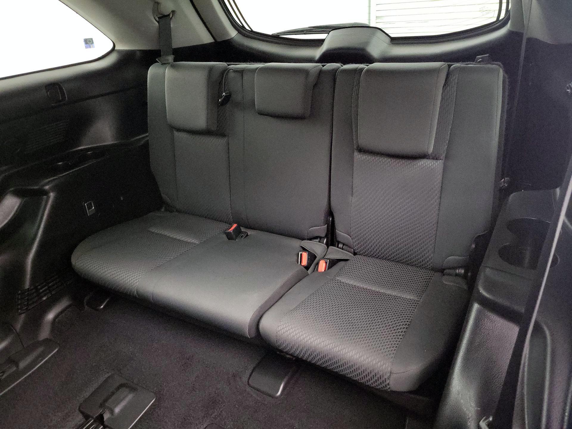Thumbnail: 2019 Toyota Highlander - 19