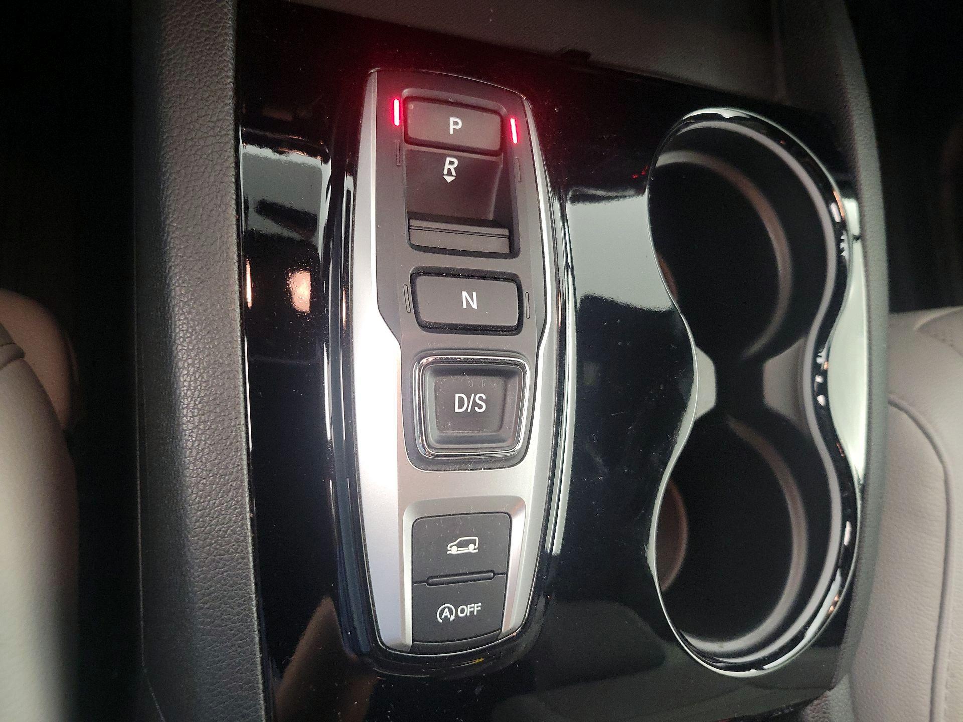 Thumbnail: 2020 Honda Passport - 17
