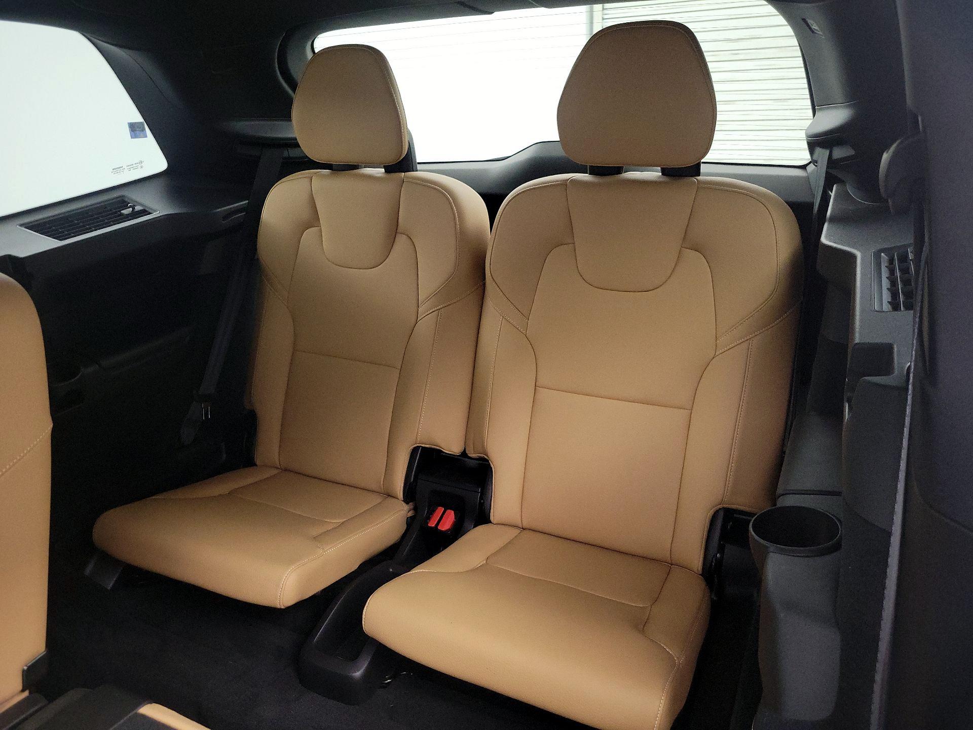 Thumbnail: 2018 Volvo XC90 - 18