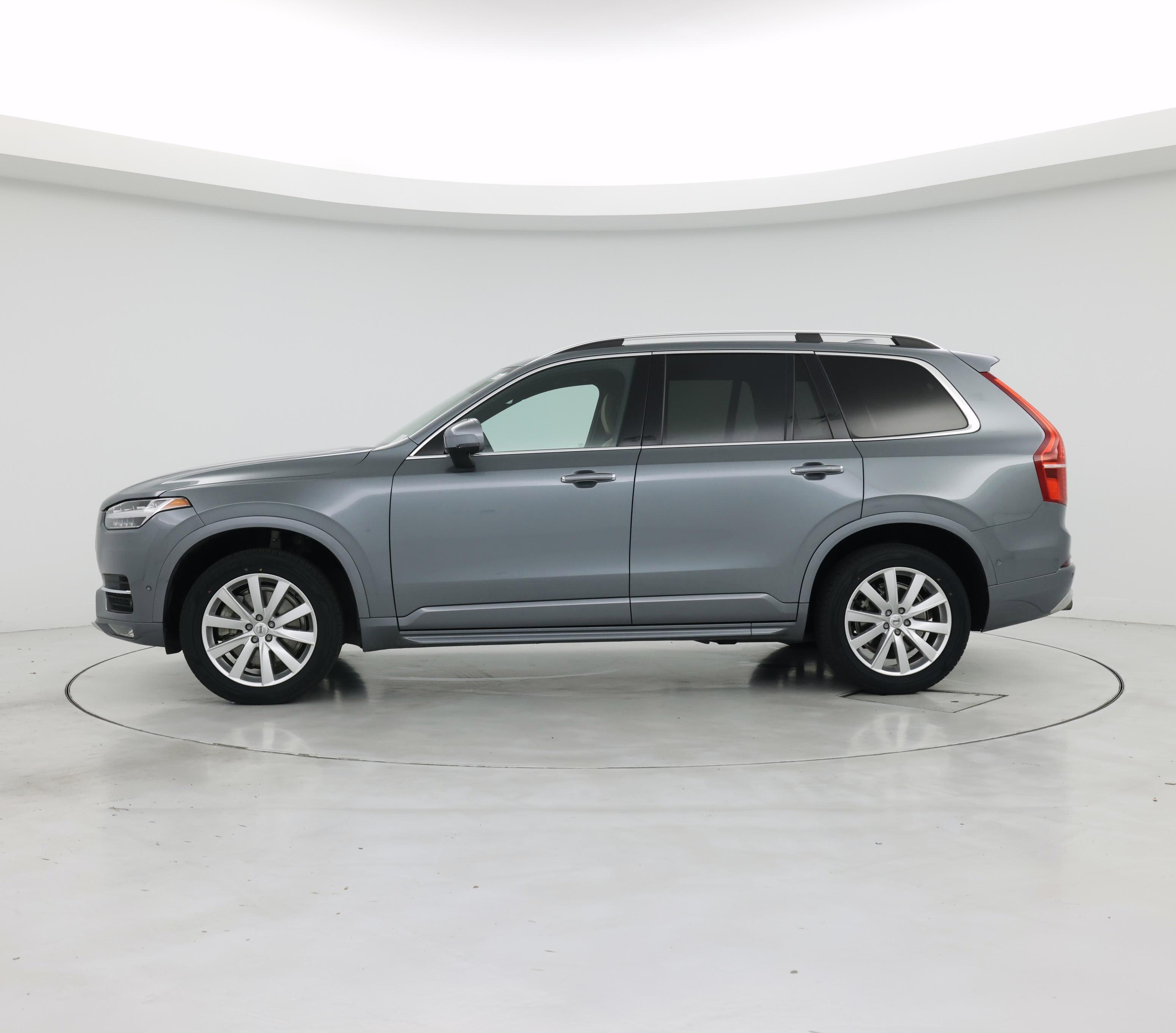Thumbnail: 2018 Volvo XC90 - 3