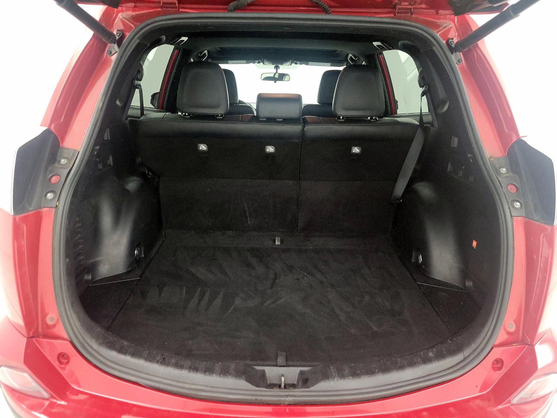 Thumbnail: 2016 Toyota RAV4 - 20