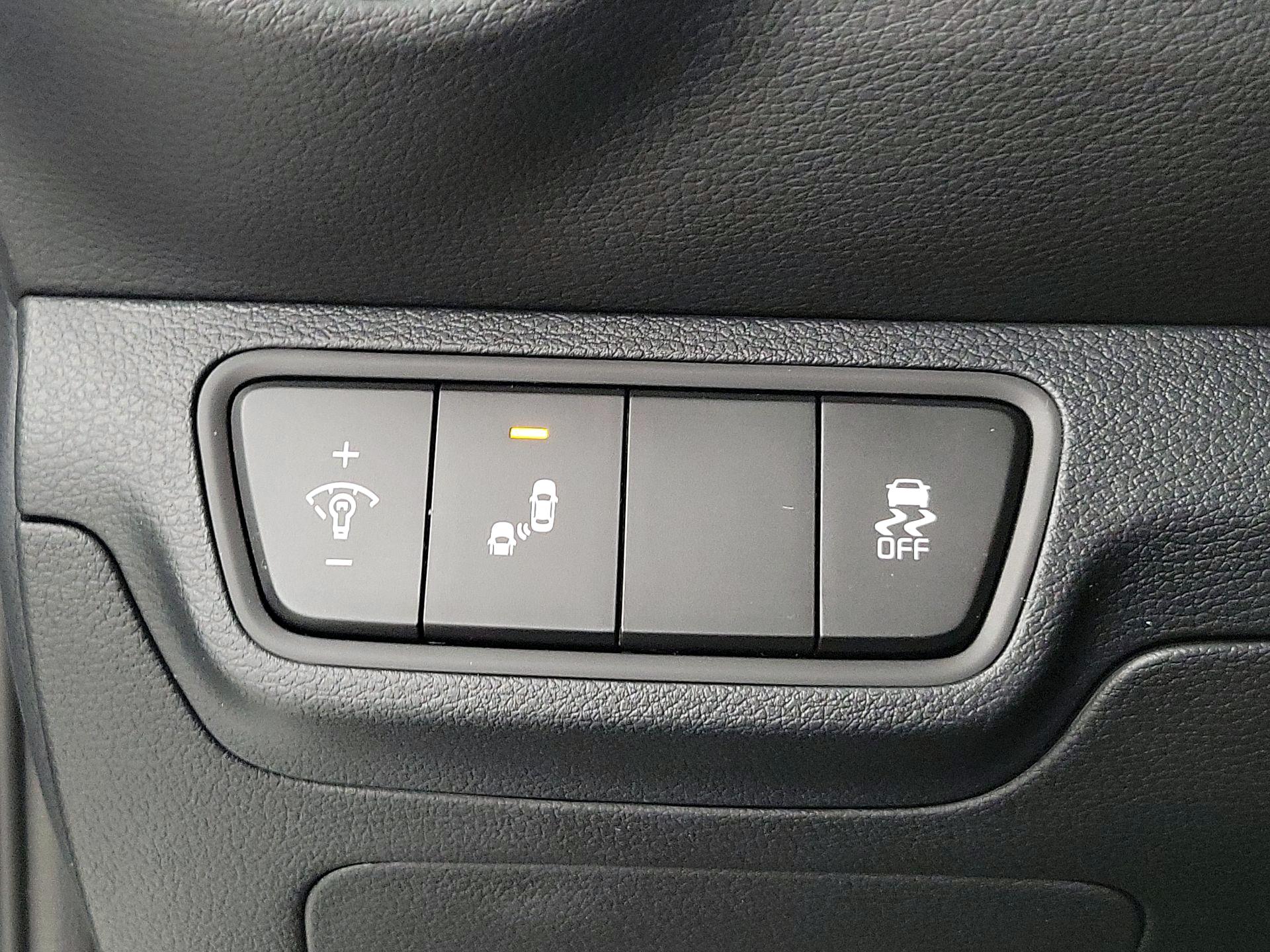 Thumbnail: 2024 Kia Forte - 13