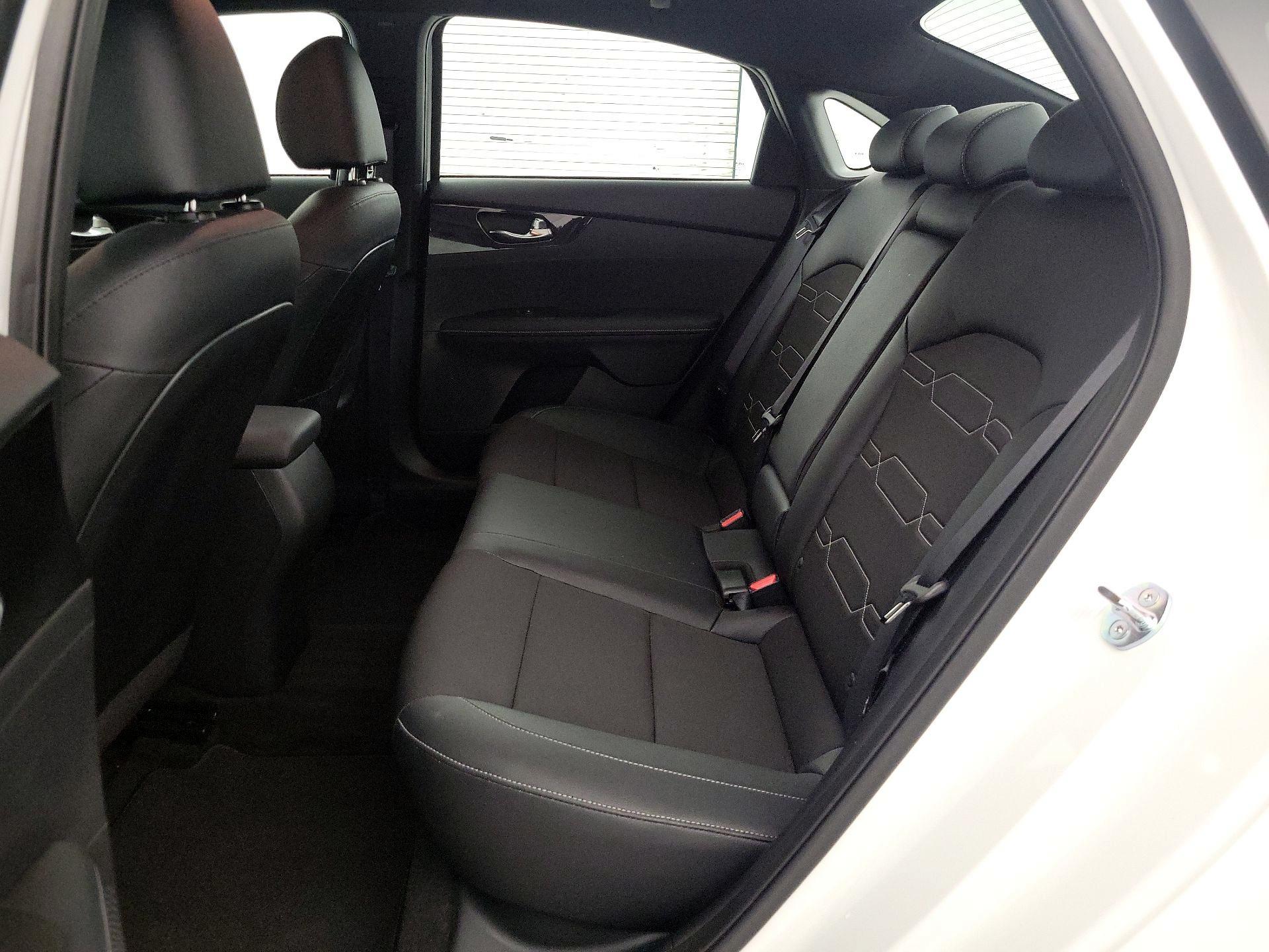 Thumbnail: 2024 Kia Forte - 19