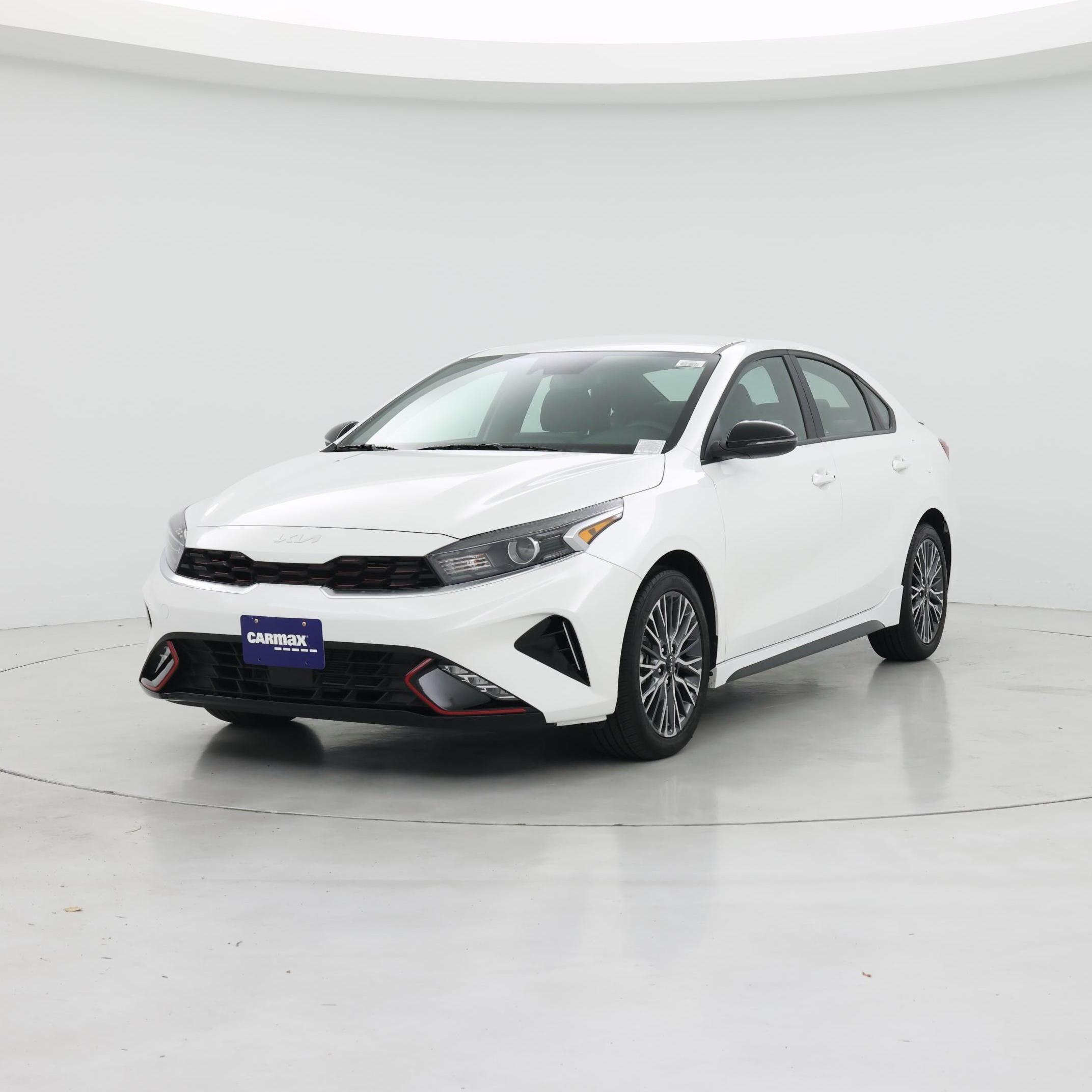 Thumbnail: 2024 Kia Forte - 4