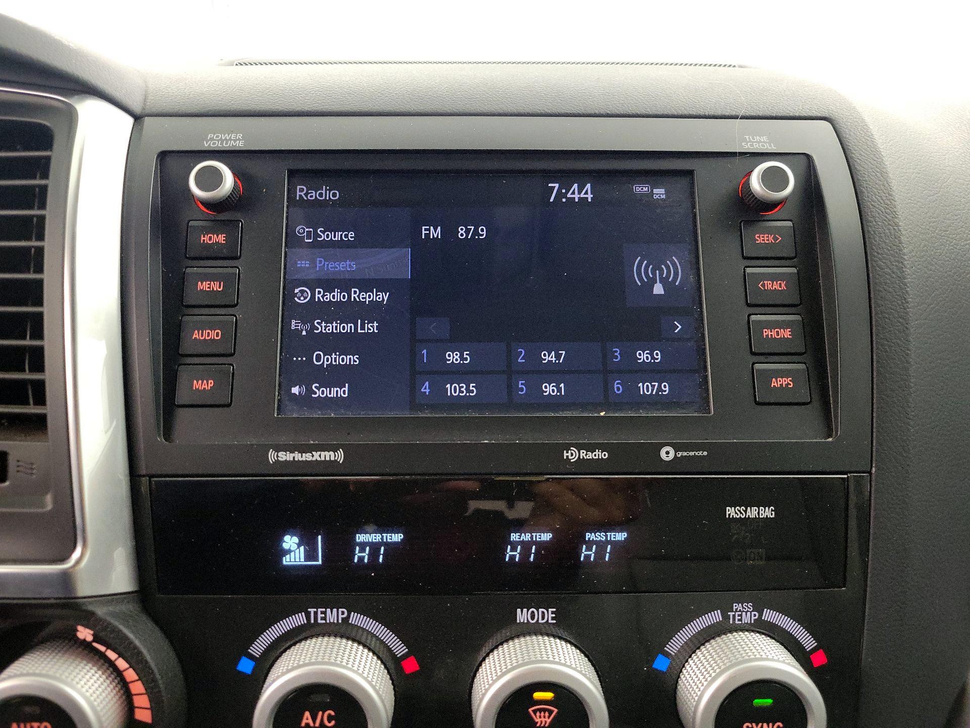 Thumbnail: 2020 Toyota Sequoia - 16